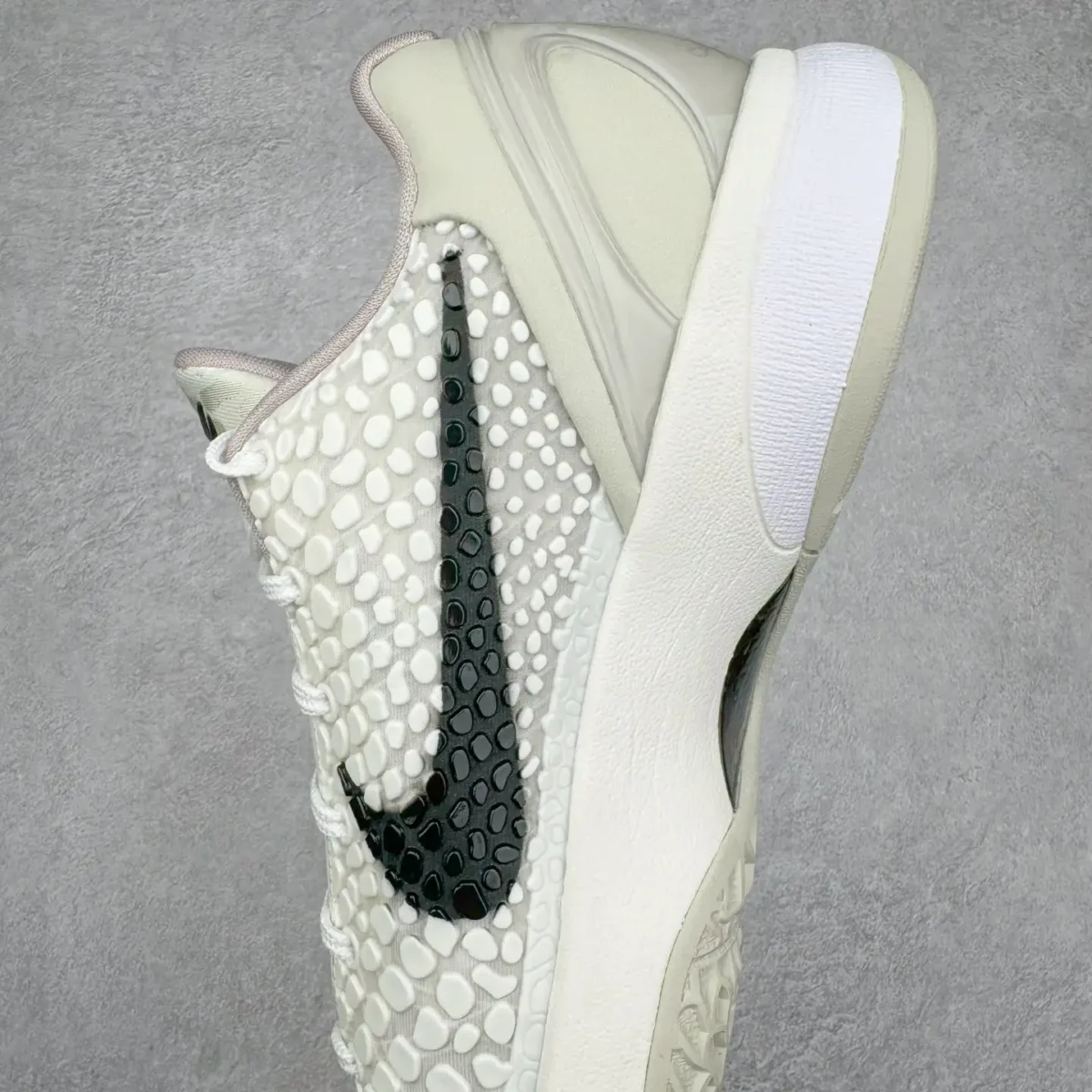 Kobe 6 Basketball Shoes - Image 2
