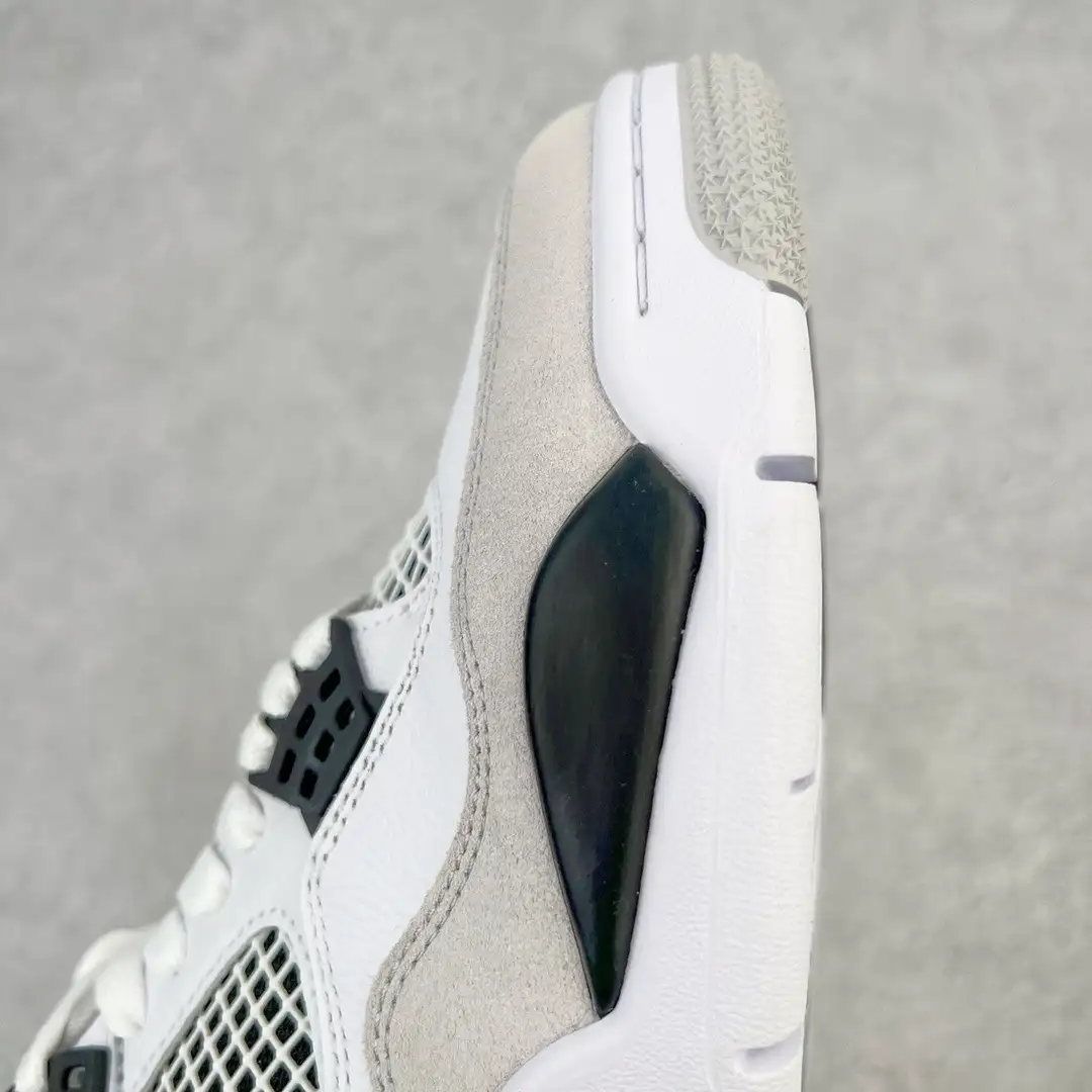 Air Jordan 4 - Image 10