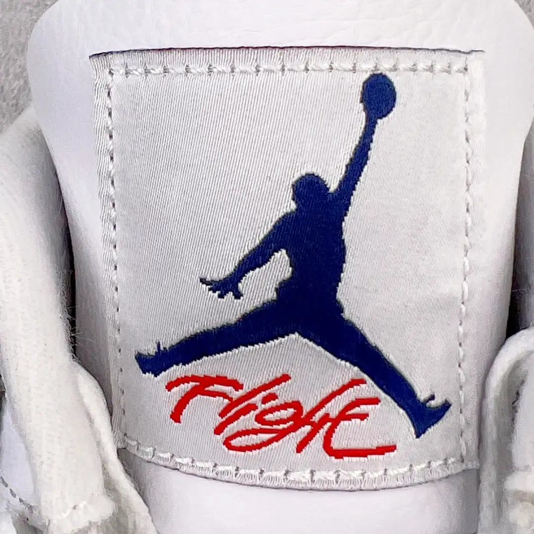 Air Jordan 4 - Image 11