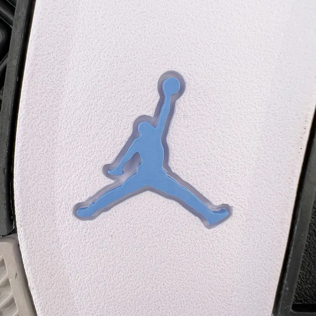Air Jordan 4 - Image 11