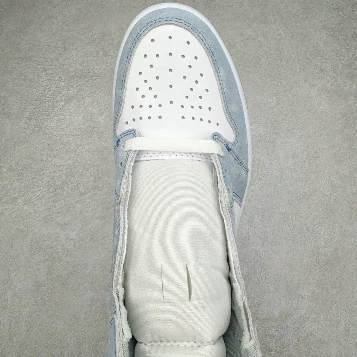 Air Jordan - Image 4