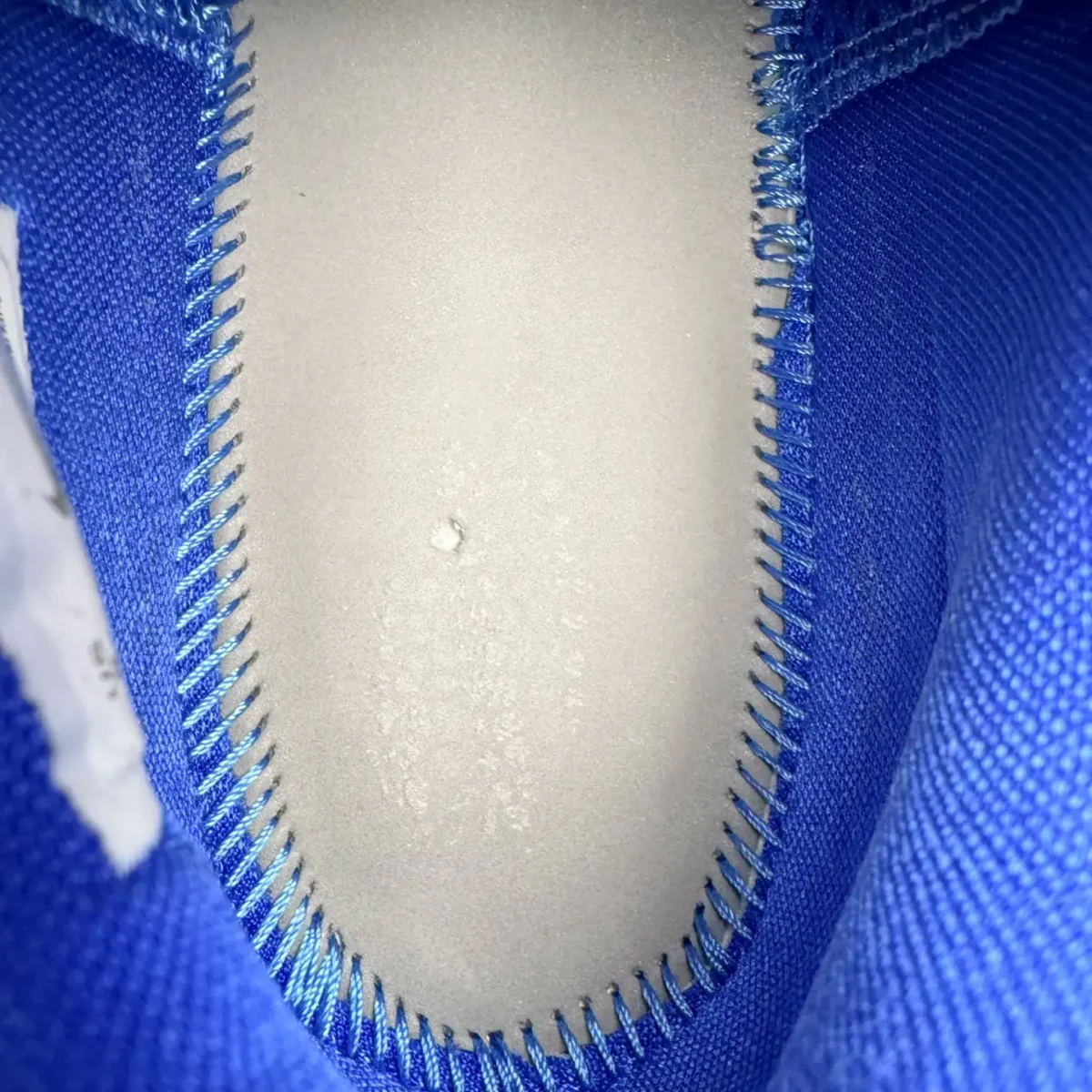 Kobe 6 Basketball Shoes - Image 3