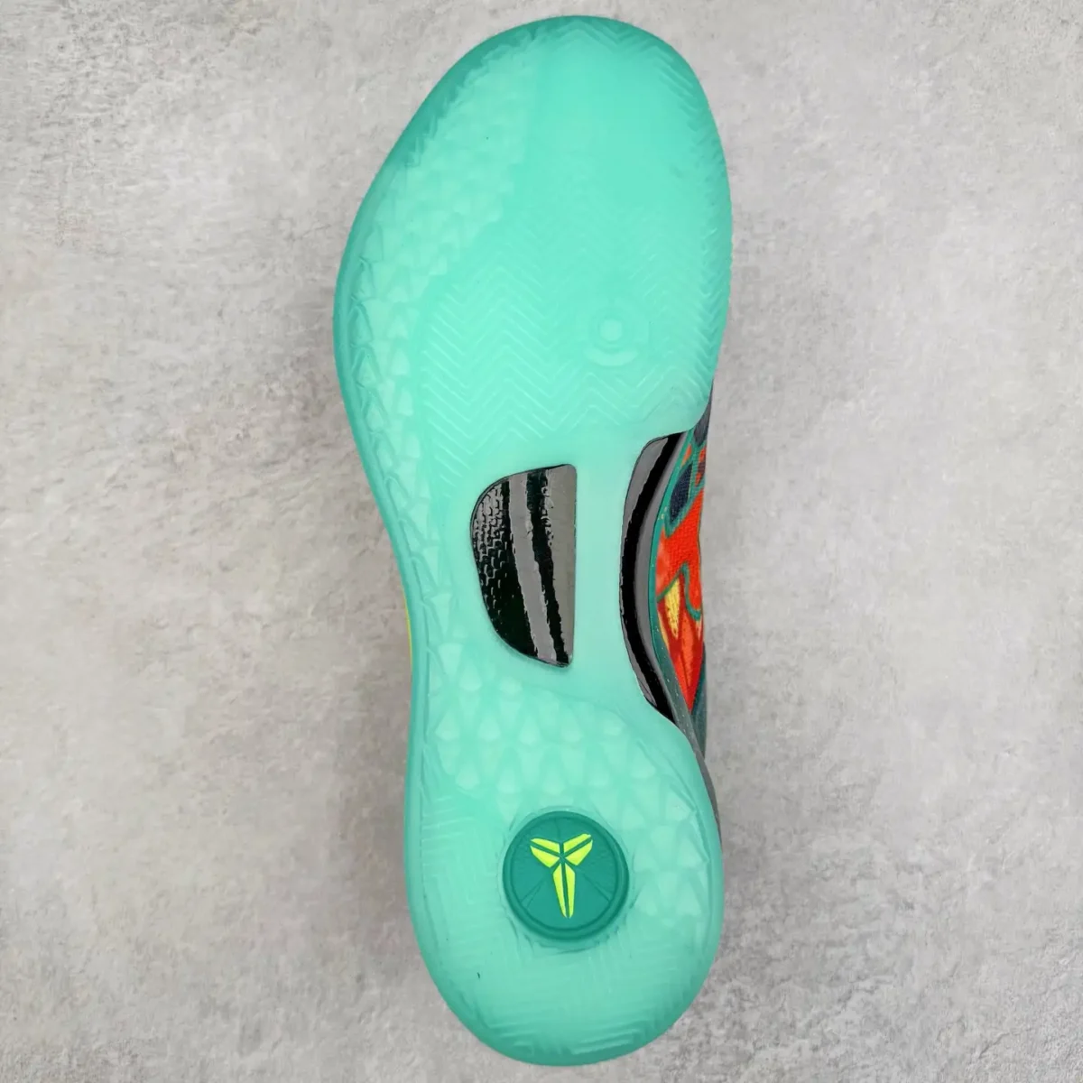 Kobe 8 Basketball Shoes - Image 9
