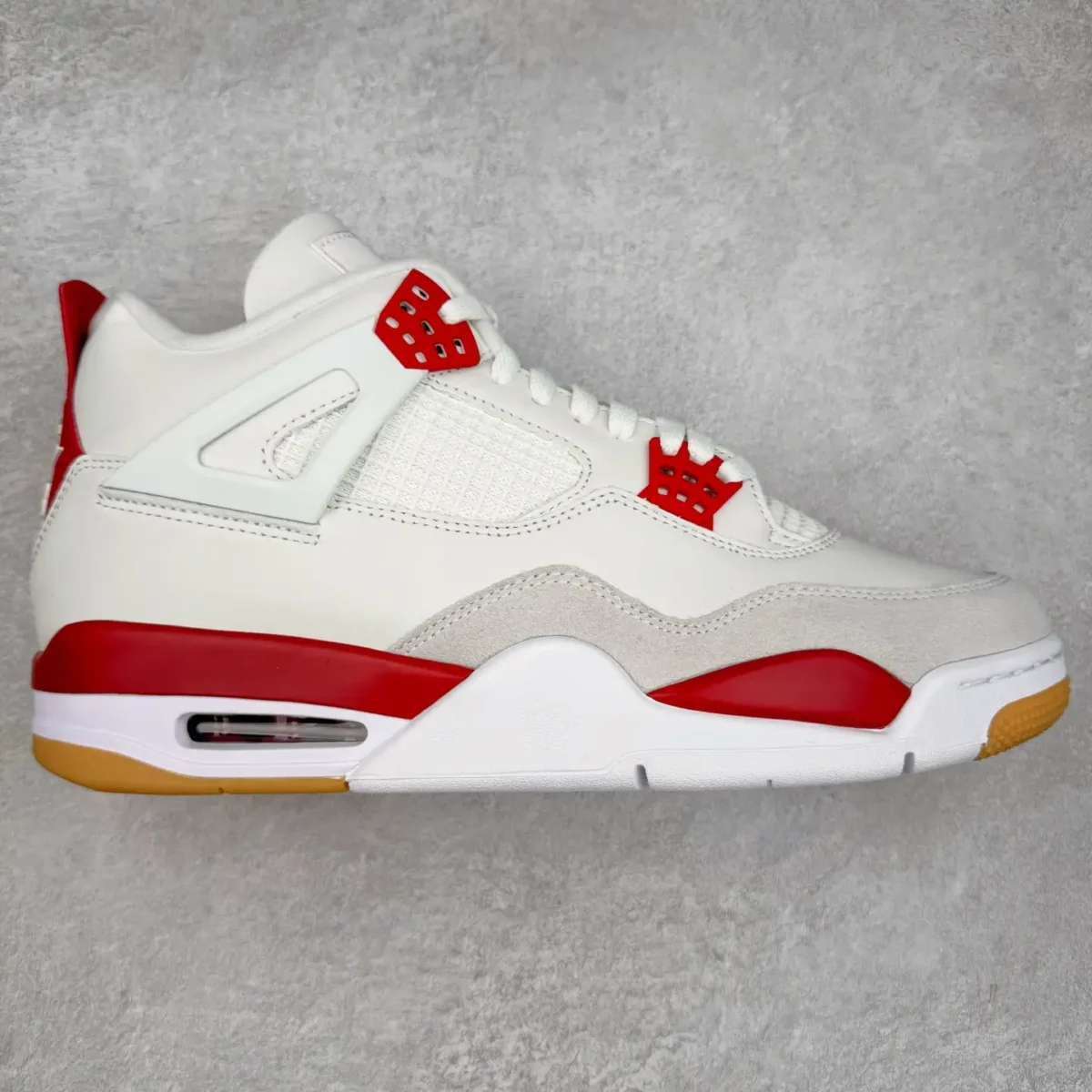 Air Jordan 4 - Image 1