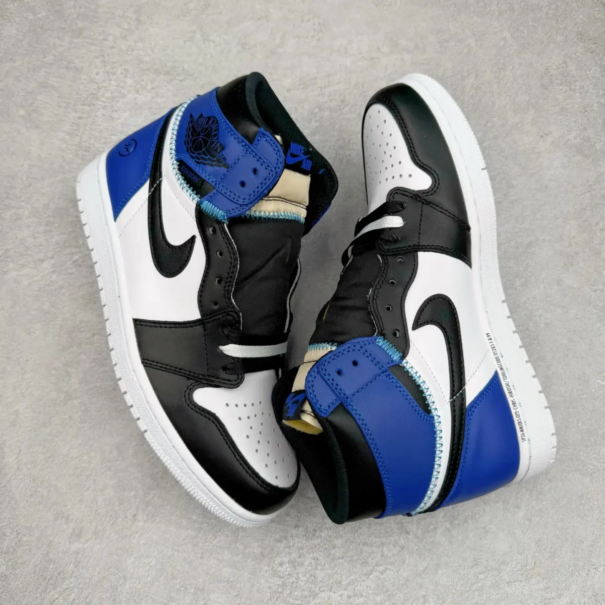 Air Jordan - Image 3