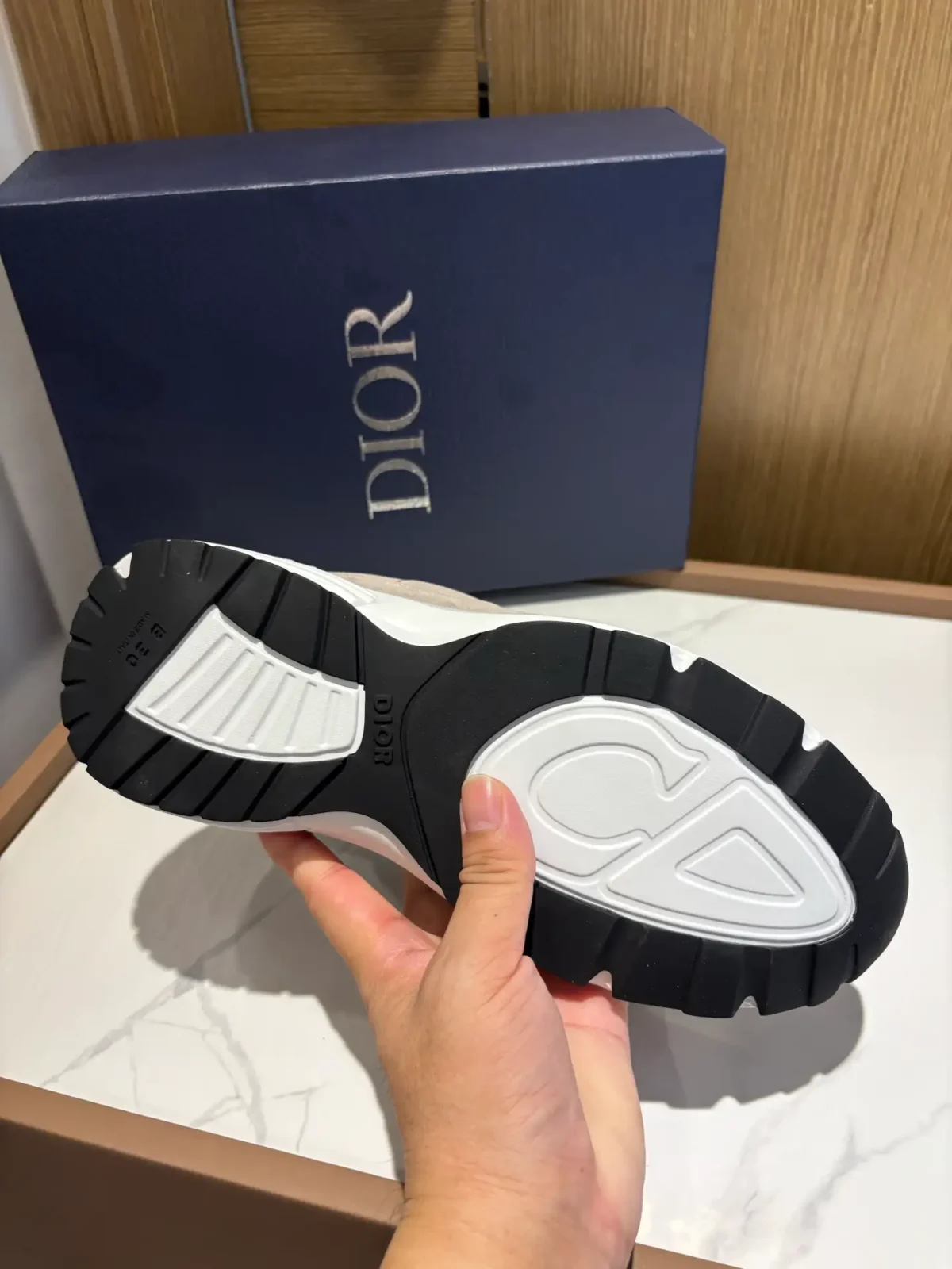 Dior B30 - Image 8