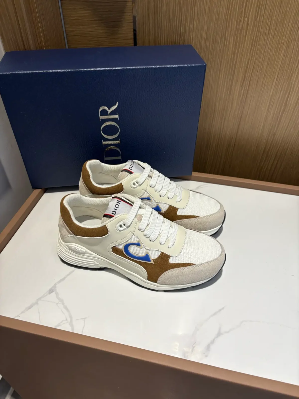 Dior B30 - Image 1