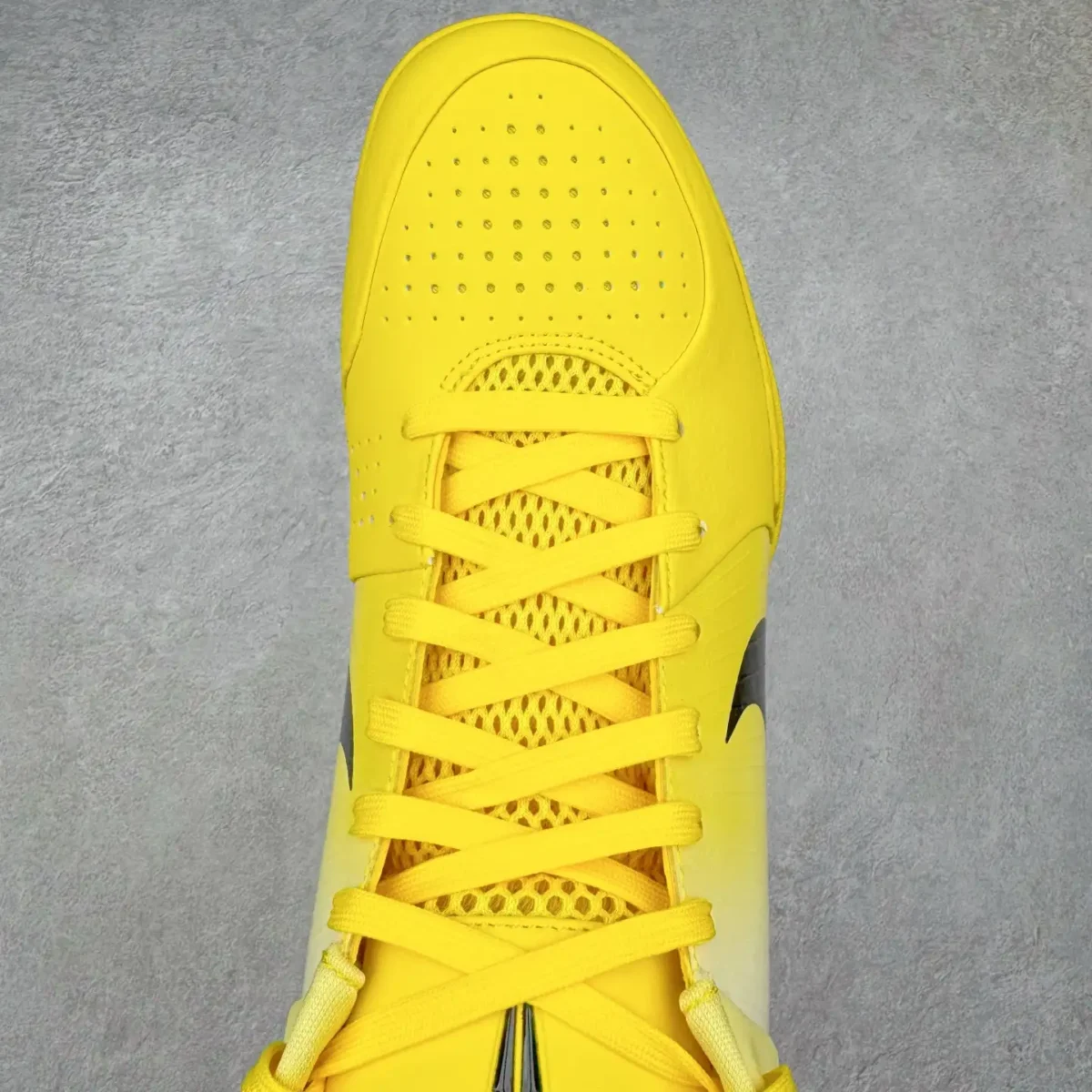 Kobe 4 Basketball Shoes - Image 6