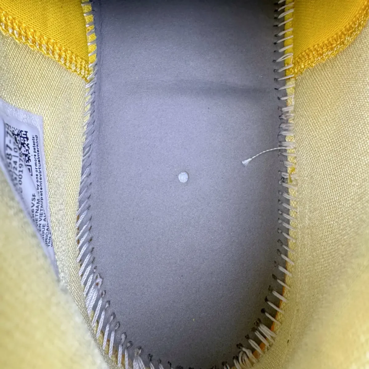 Kobe 4 Basketball Shoes - Image 11