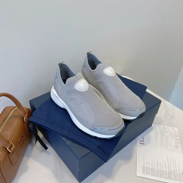 Dior B30