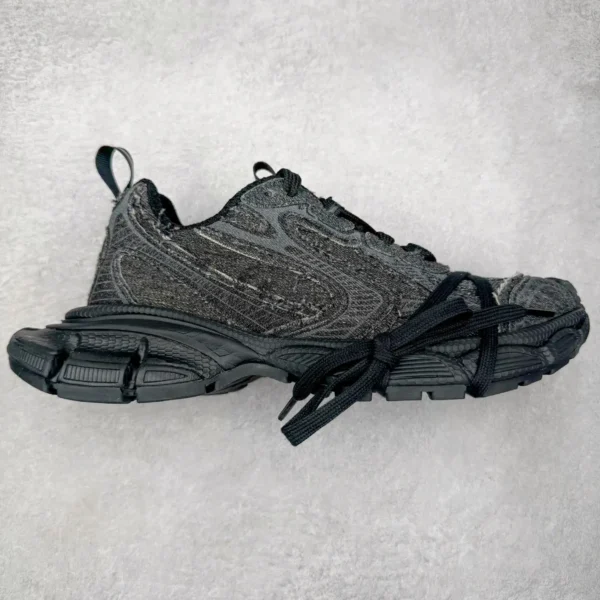 Balenciaga 3XL Sneakers