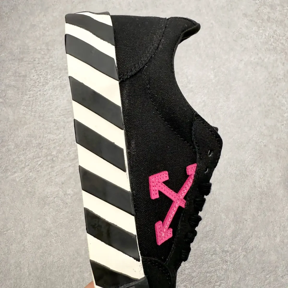 Off-White Casual Sneakers - Image 5
