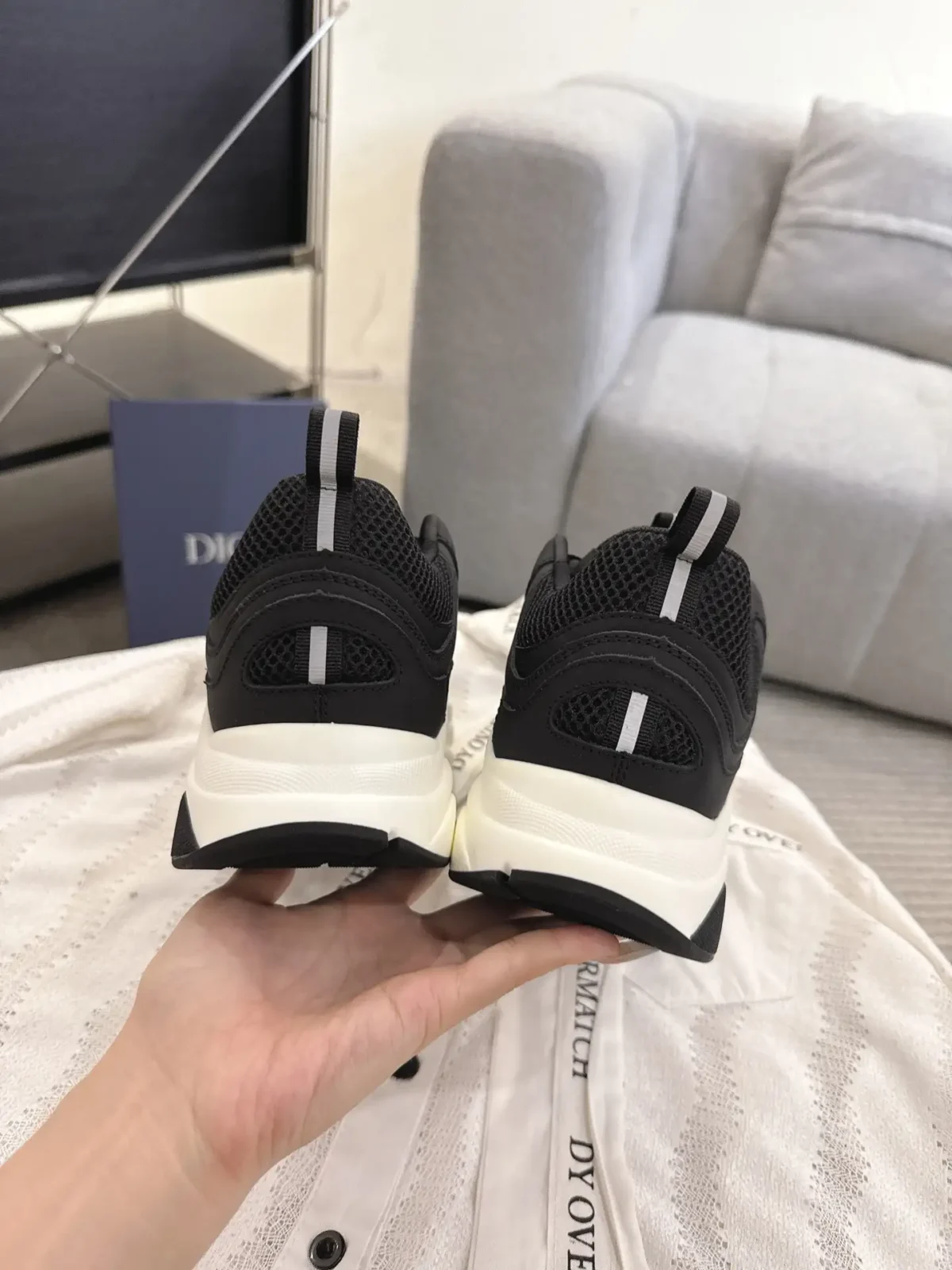 Dior B22 - Image 6