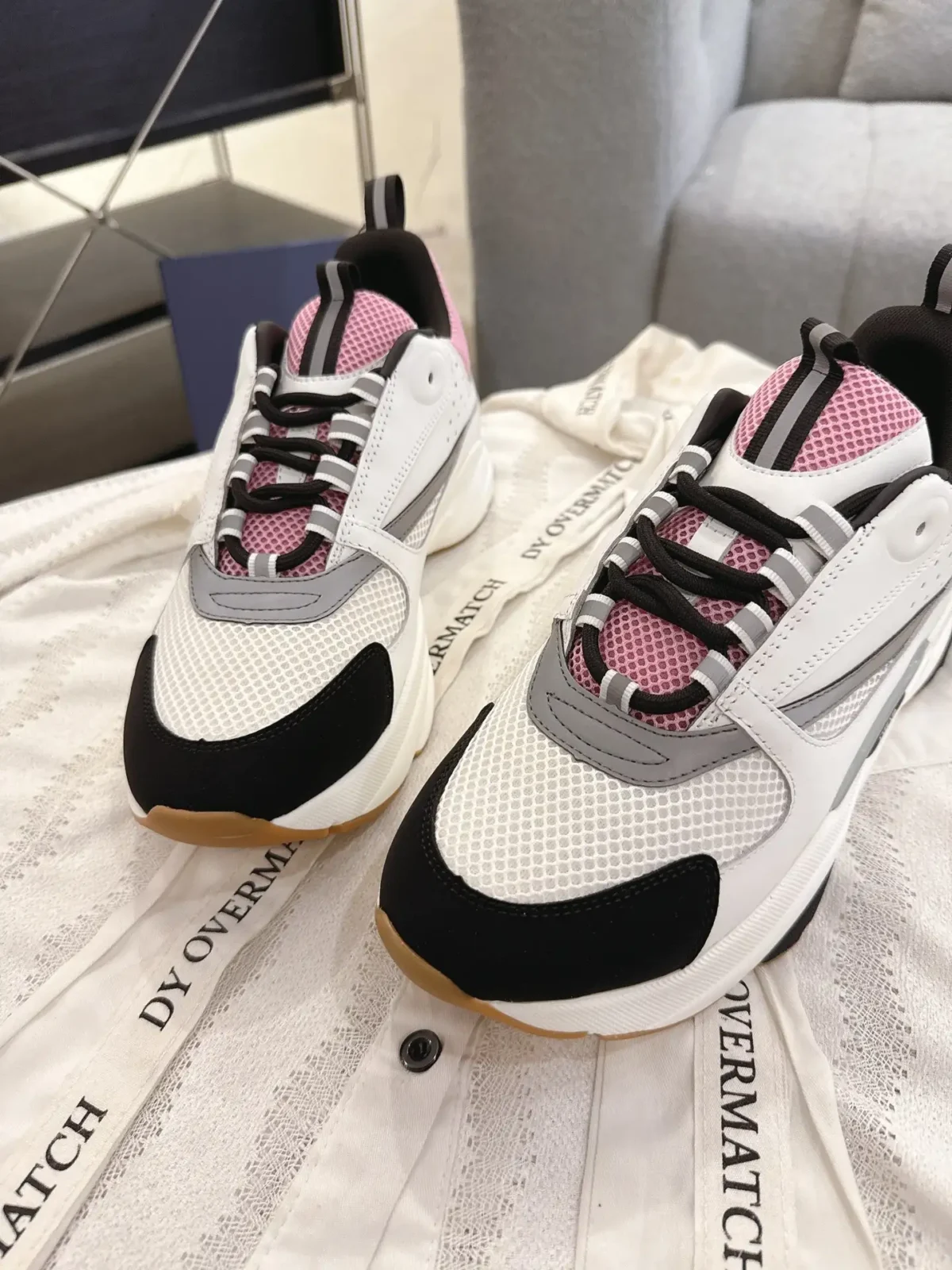 Dior B22 - Image 3