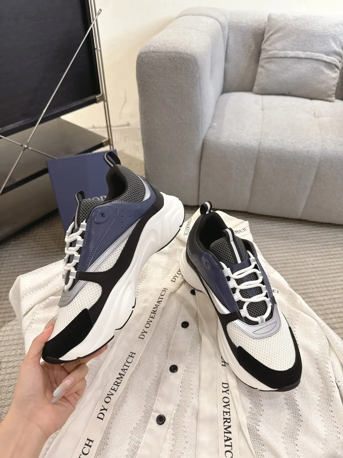 Dior B22 - Image 2