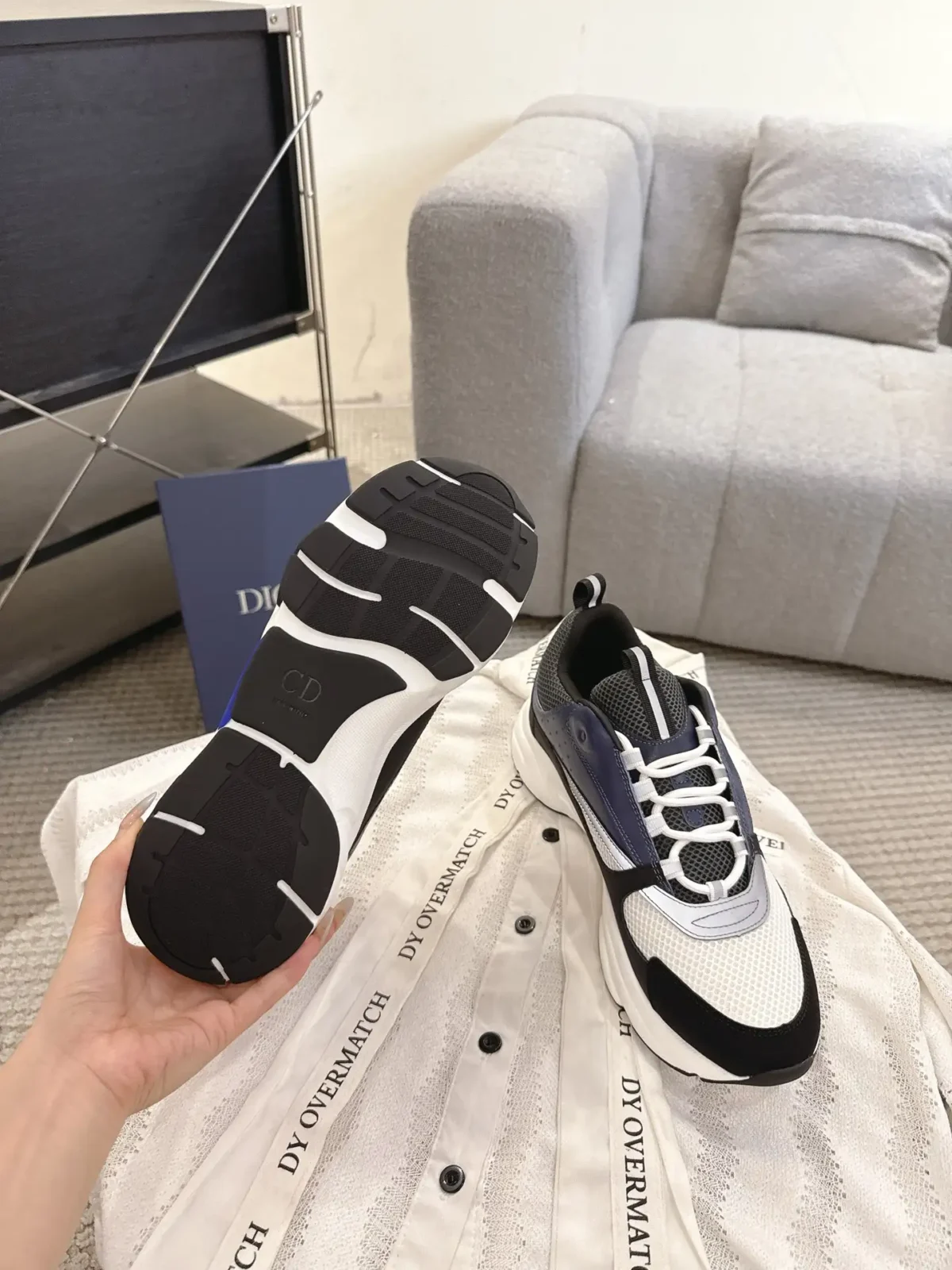 Dior B22 - Image 5