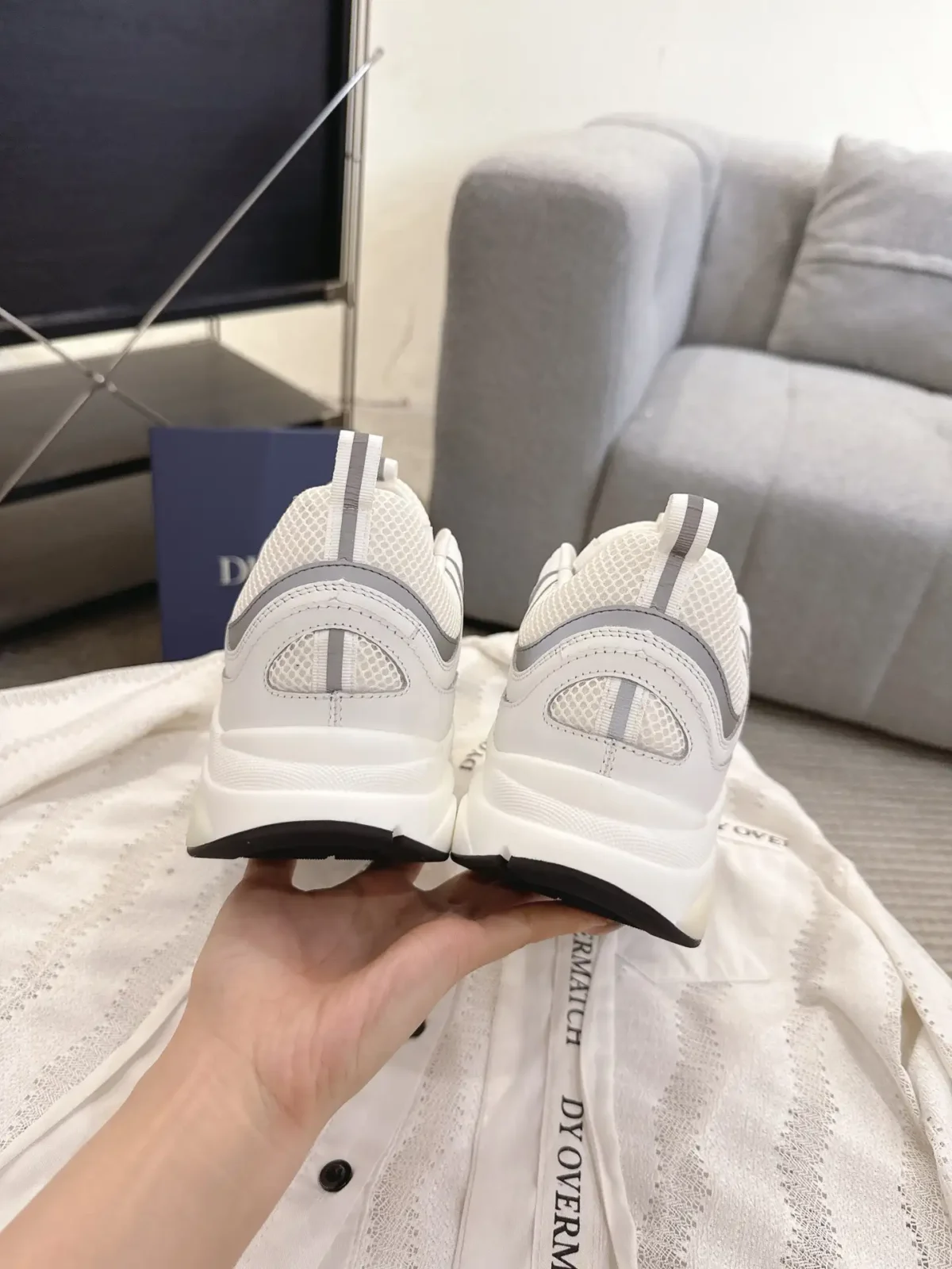 Dior B22 - Image 3
