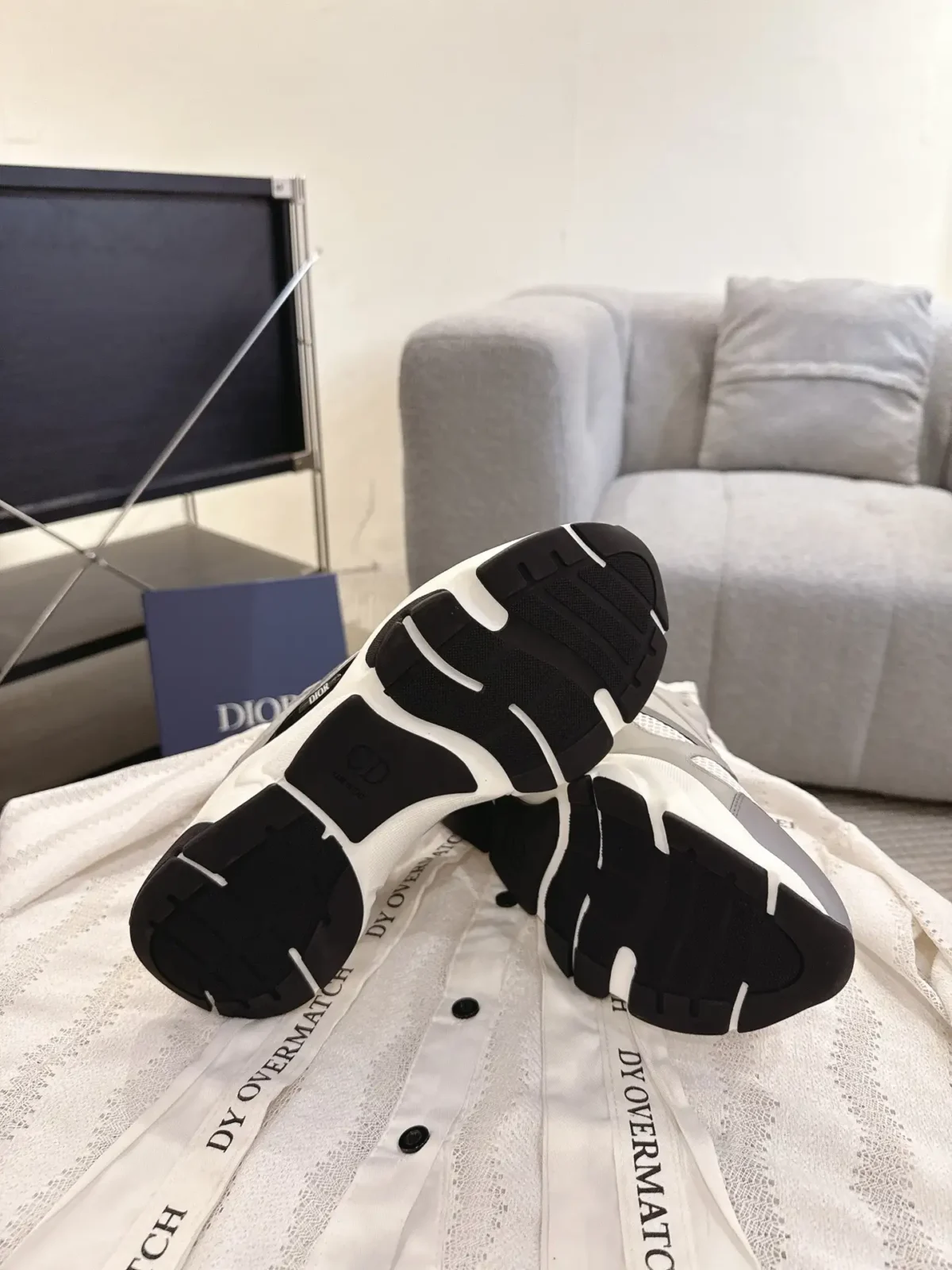 Dior B22 - Image 9