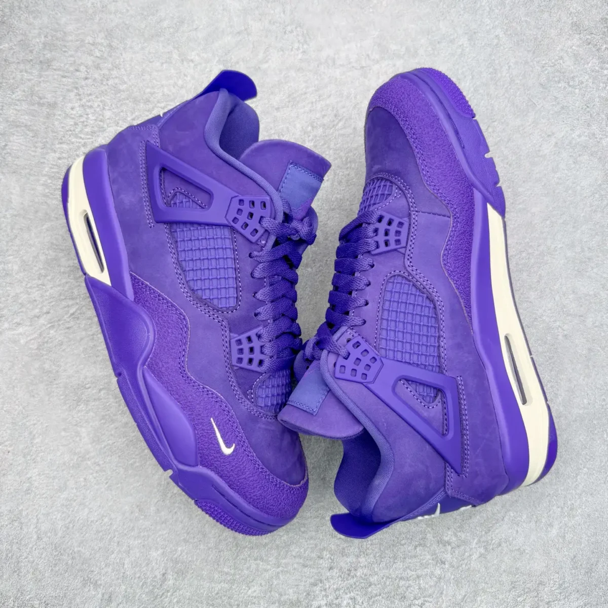 Air Jordan 4 - Image 6