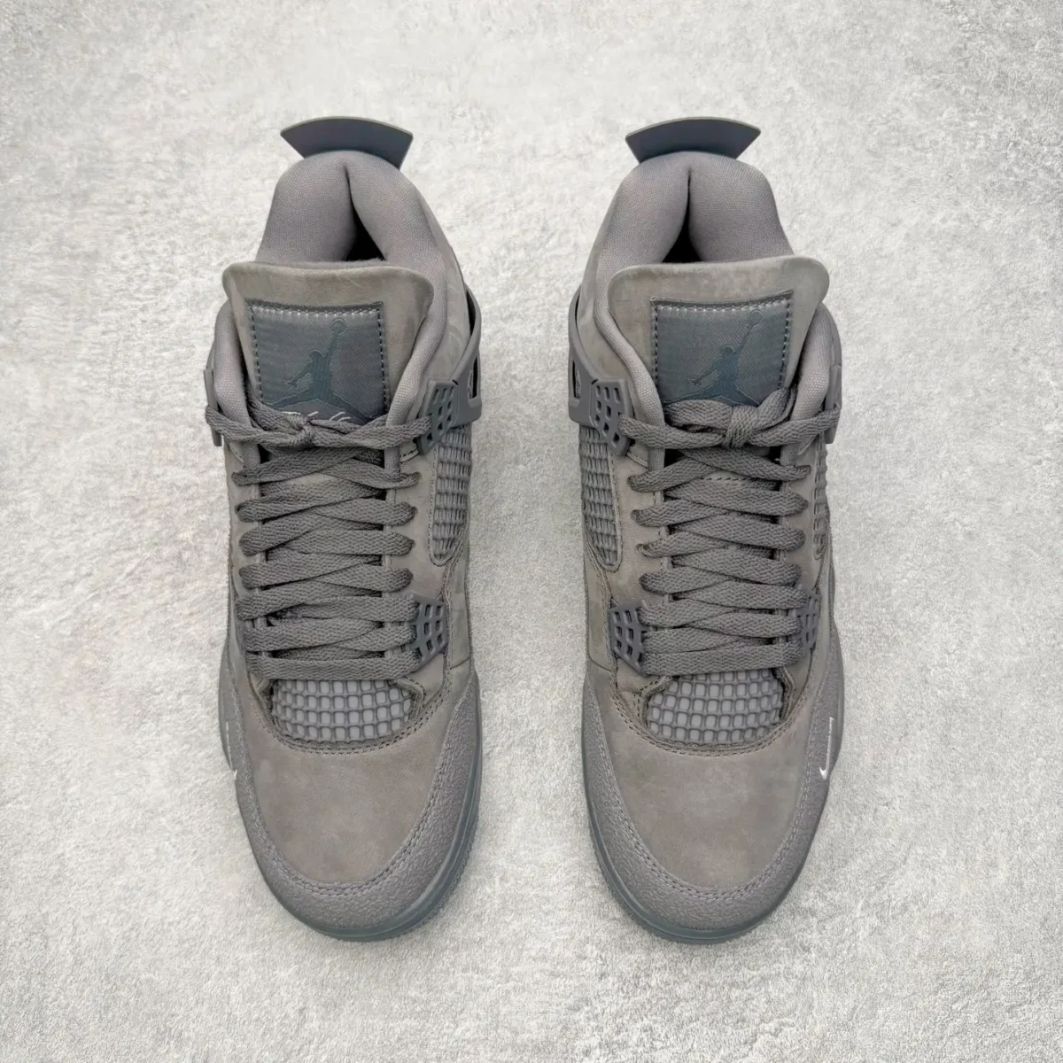 Air Jordan 4 - Image 4