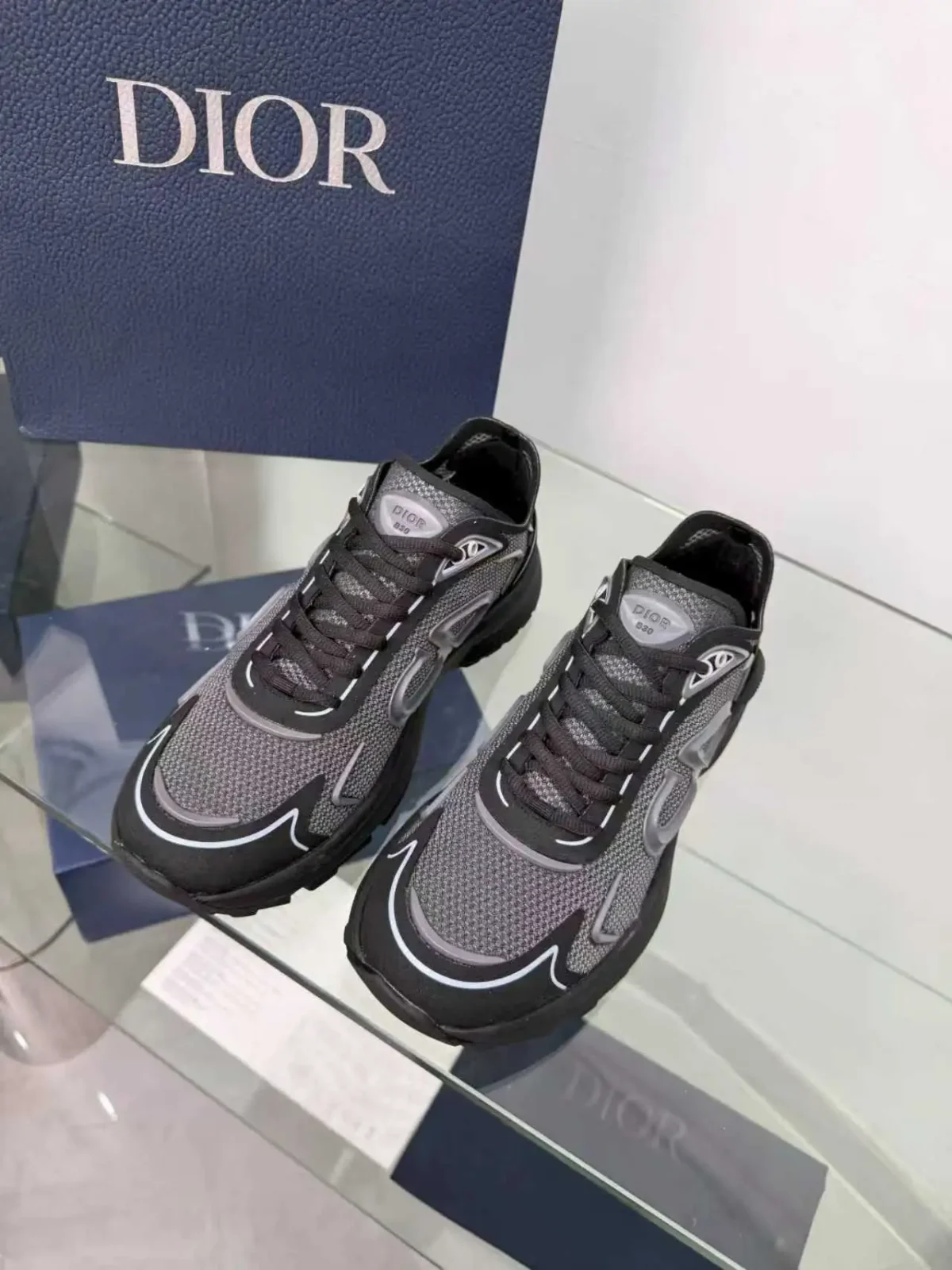 Dior B30 - Image 4