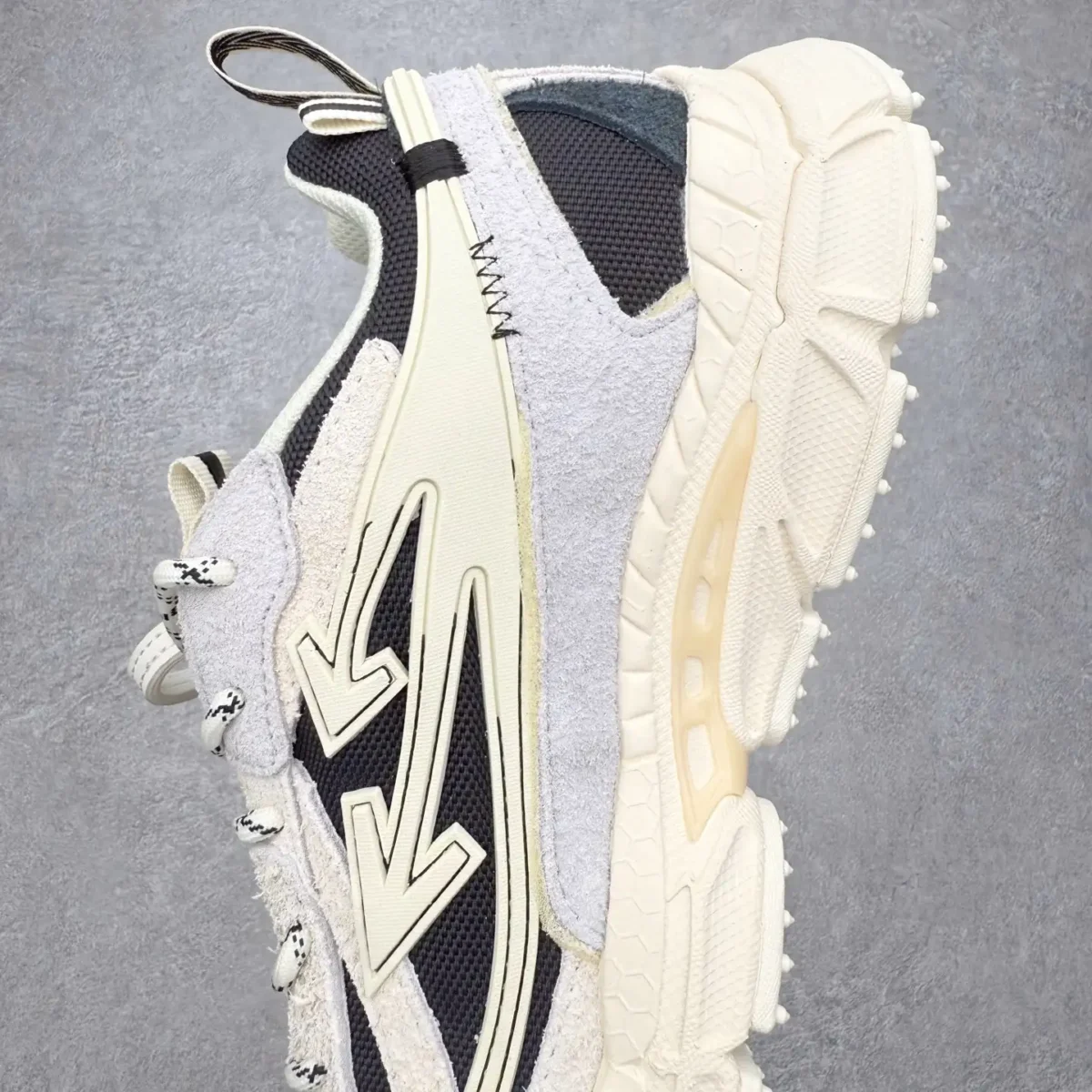 Off-White Running Shoes - Image 3