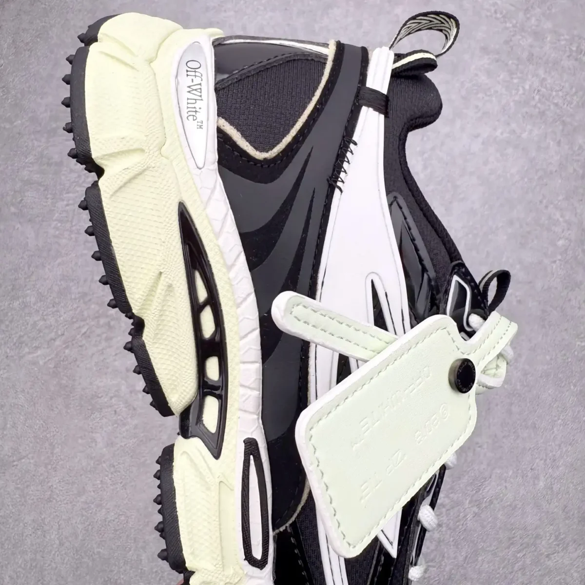 Off-White Running Shoes - Image 4