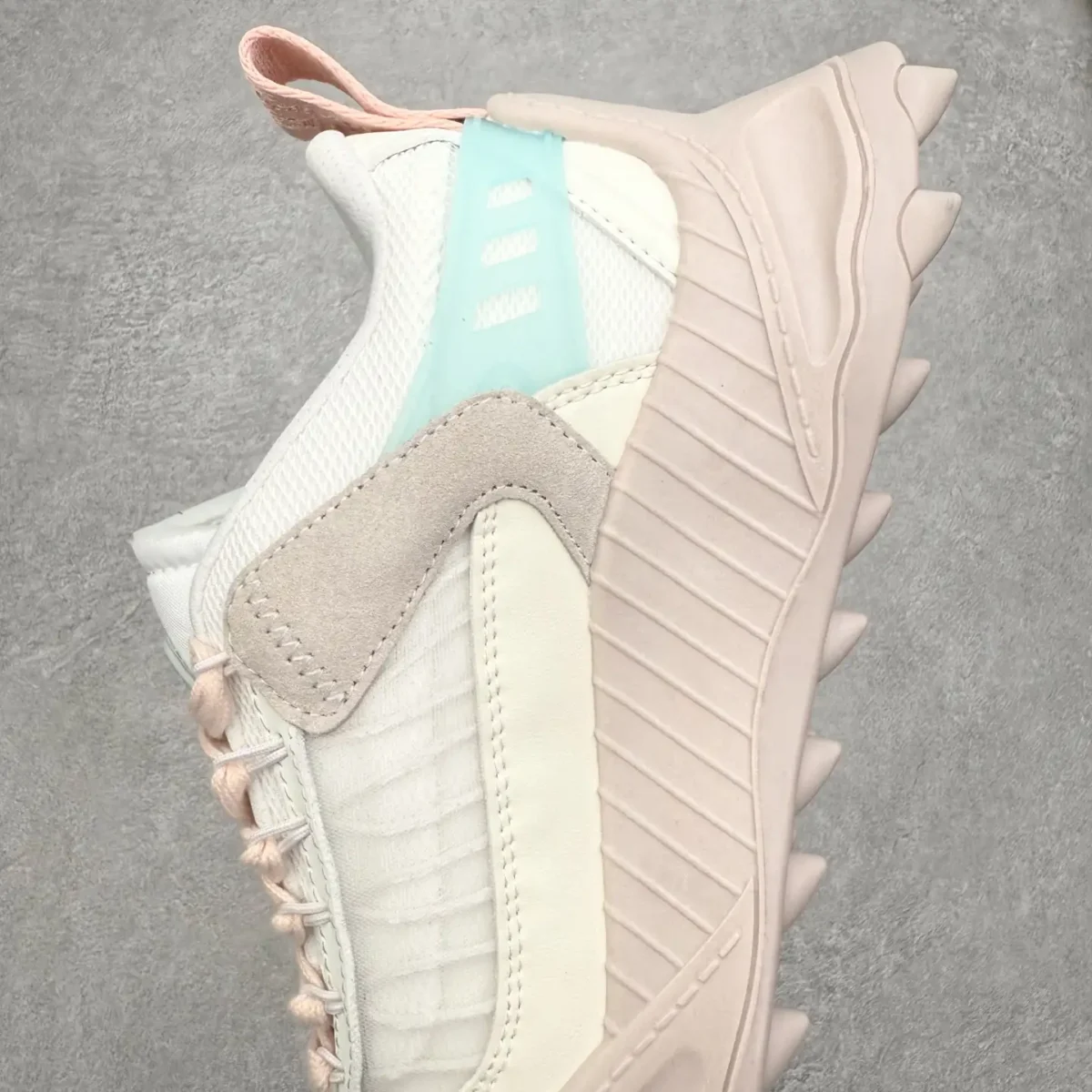 Off-White ODSY Sneakers - Image 6