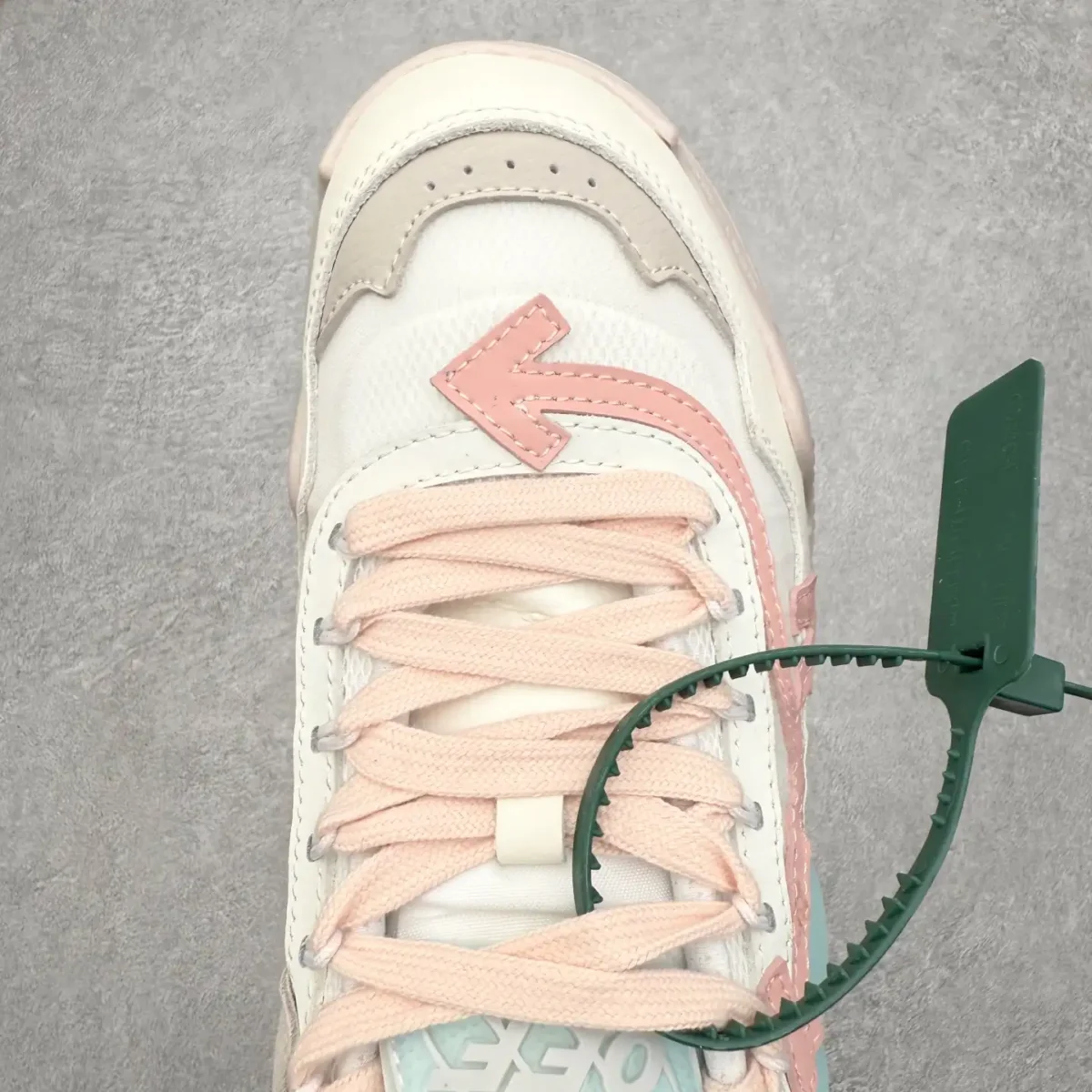 Off-White ODSY Sneakers - Image 9