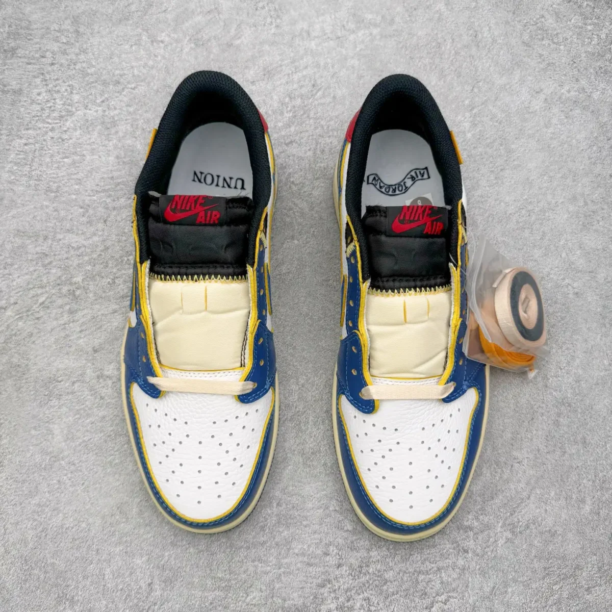 Air Jordan - Image 3