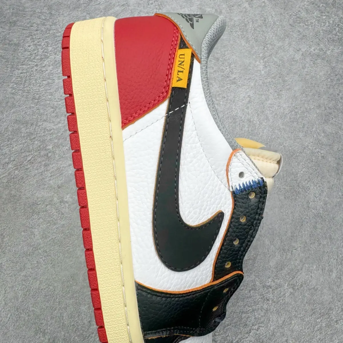 Air Jordan - Image 2