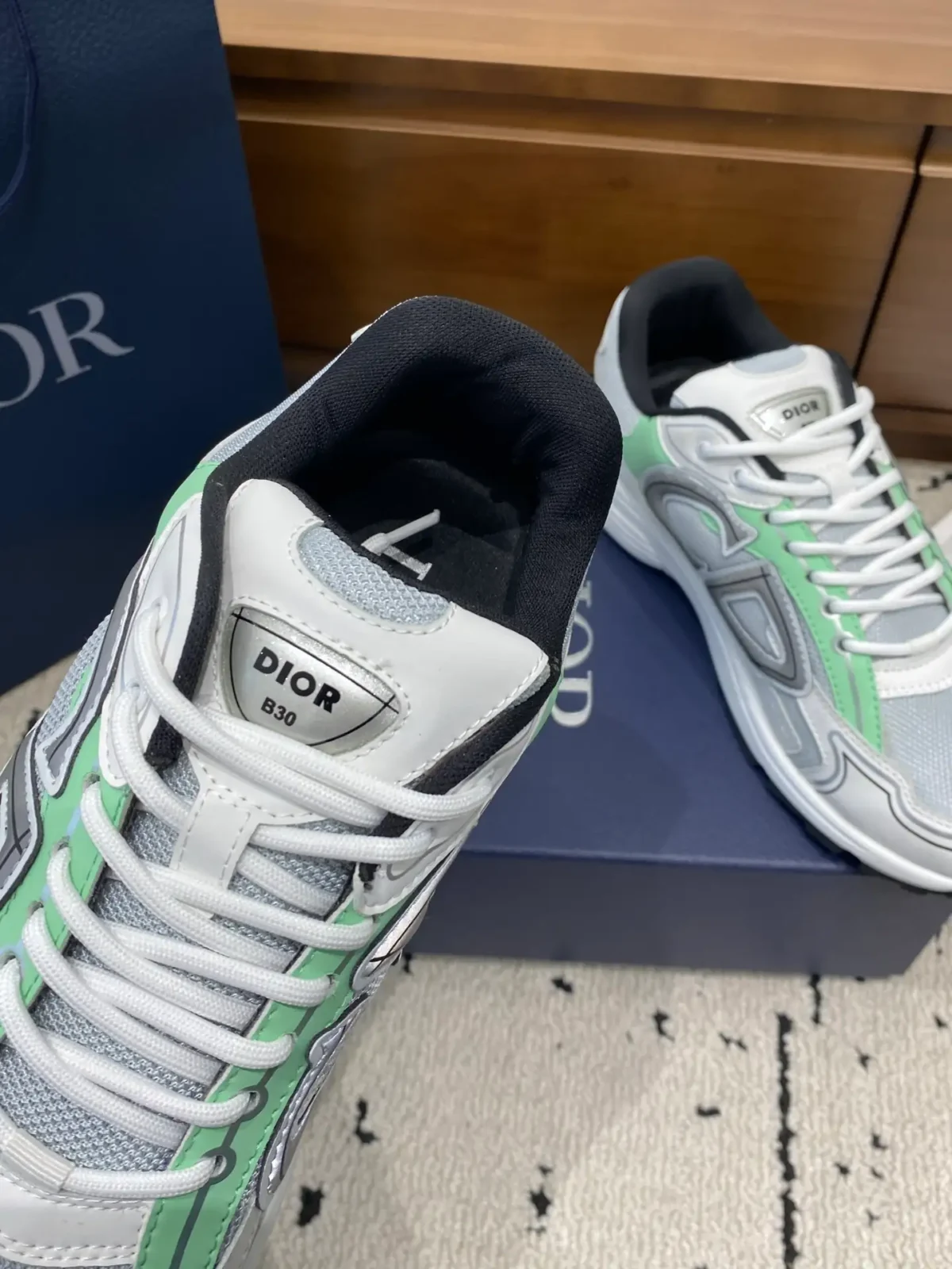 Dior B30 - Image 2