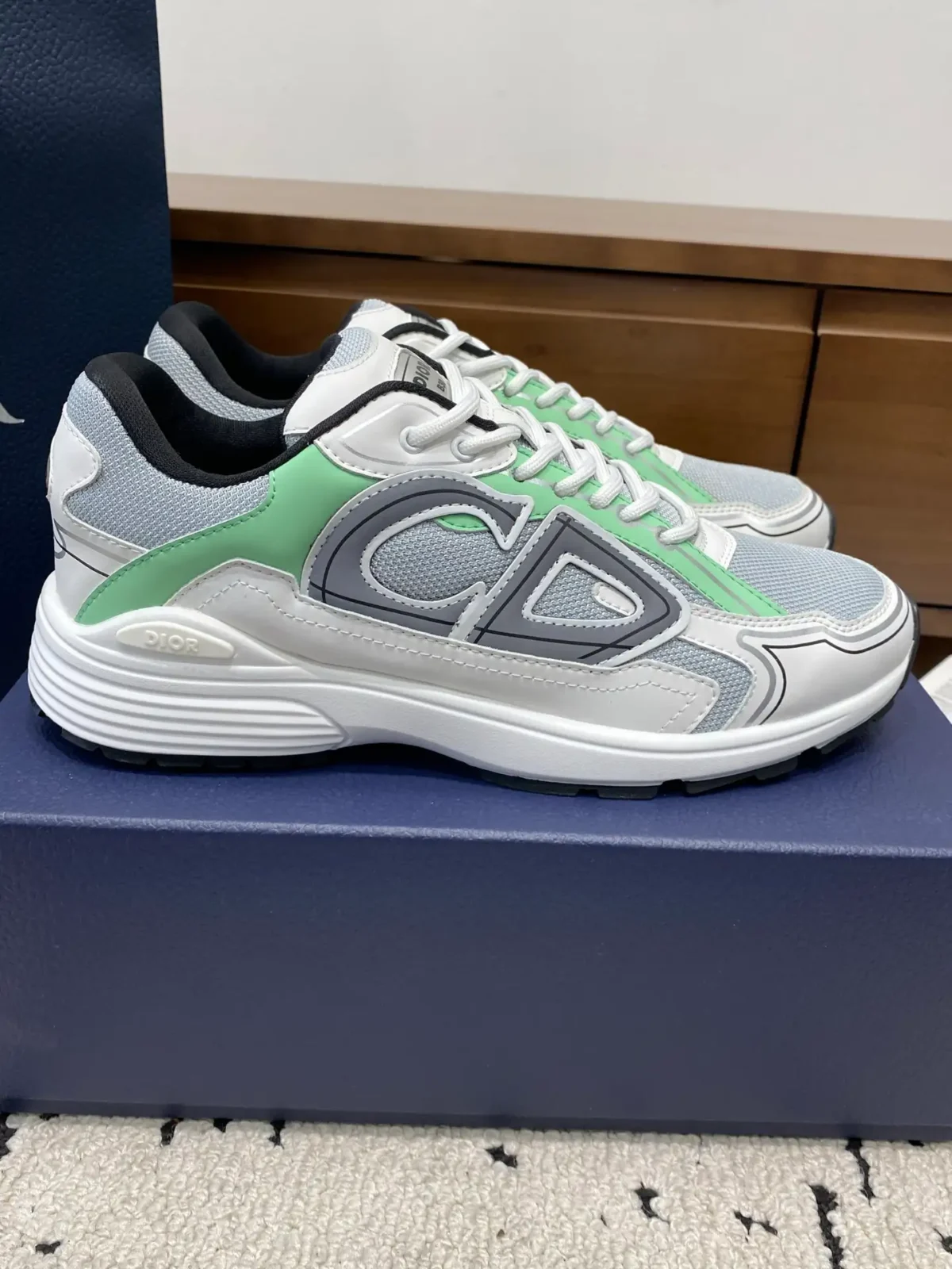 Dior B30 - Image 1