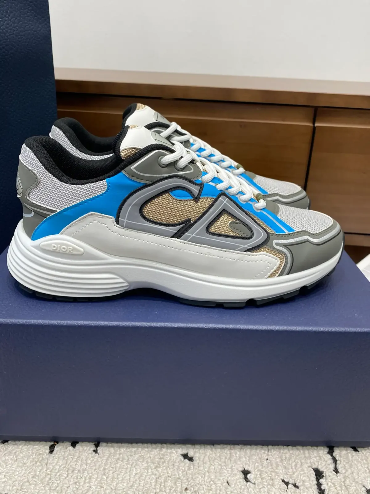 Dior B30 - Image 1