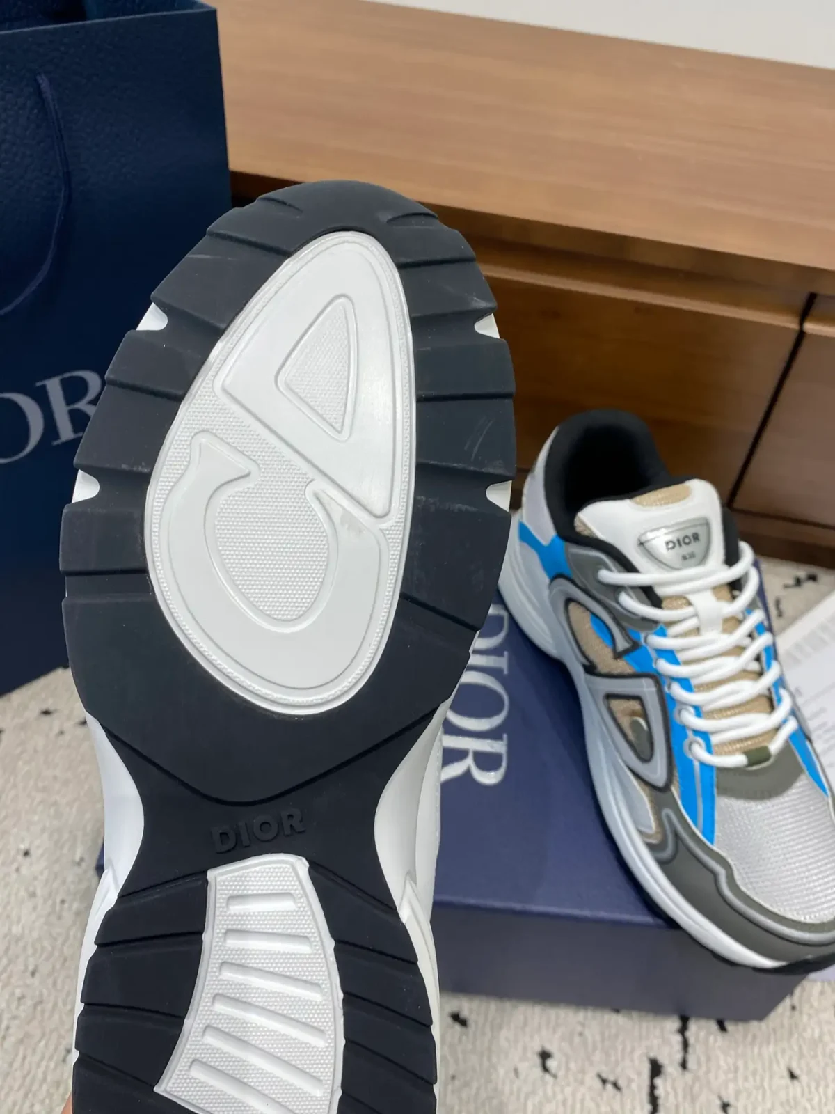 Dior B30 - Image 4