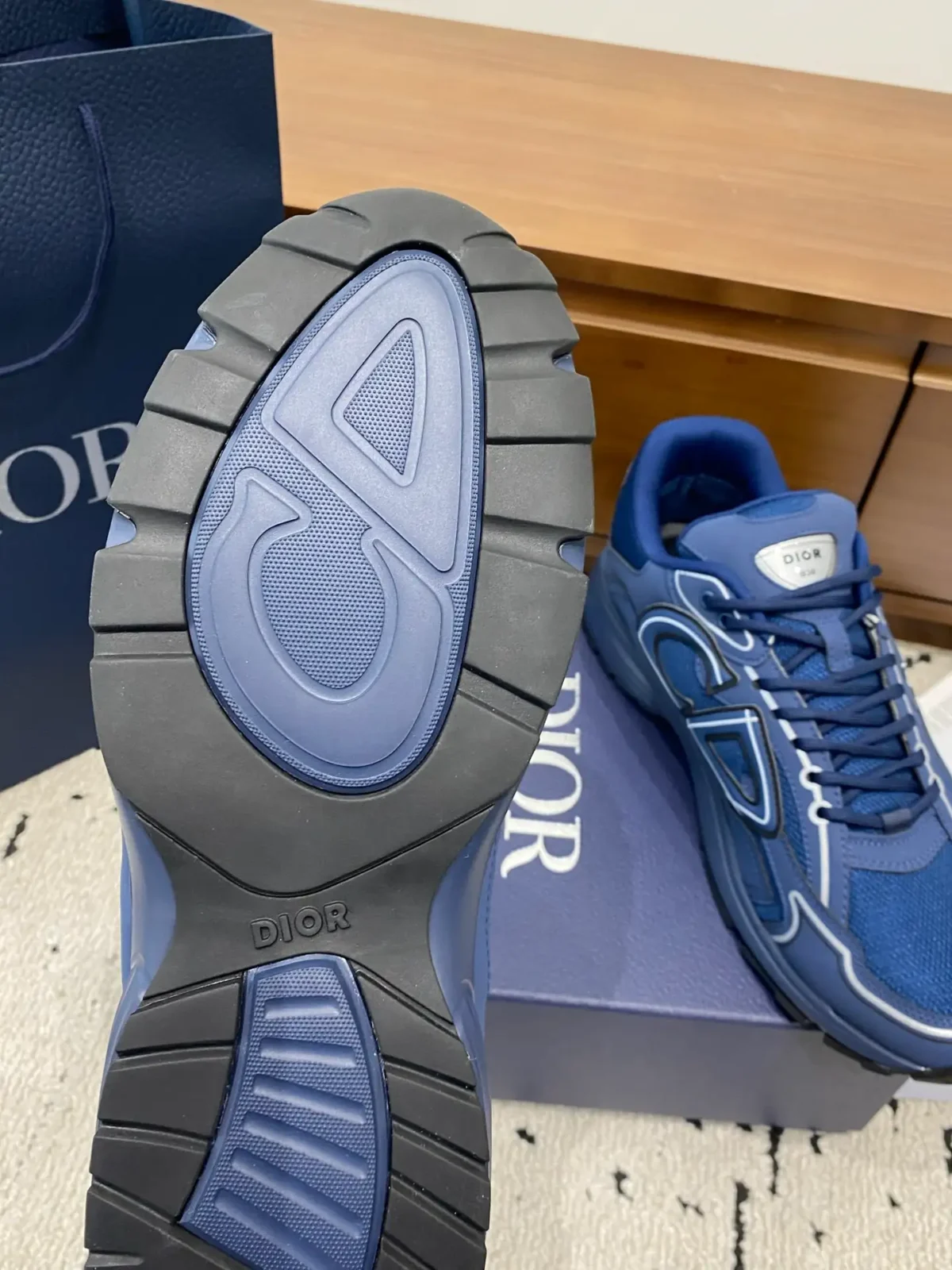 Dior B30 - Image 4