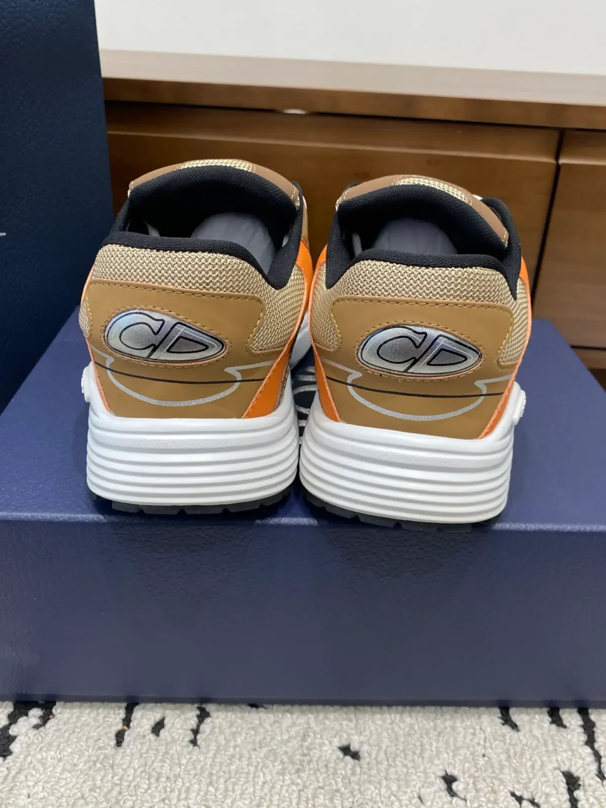Dior B30 - Image 2