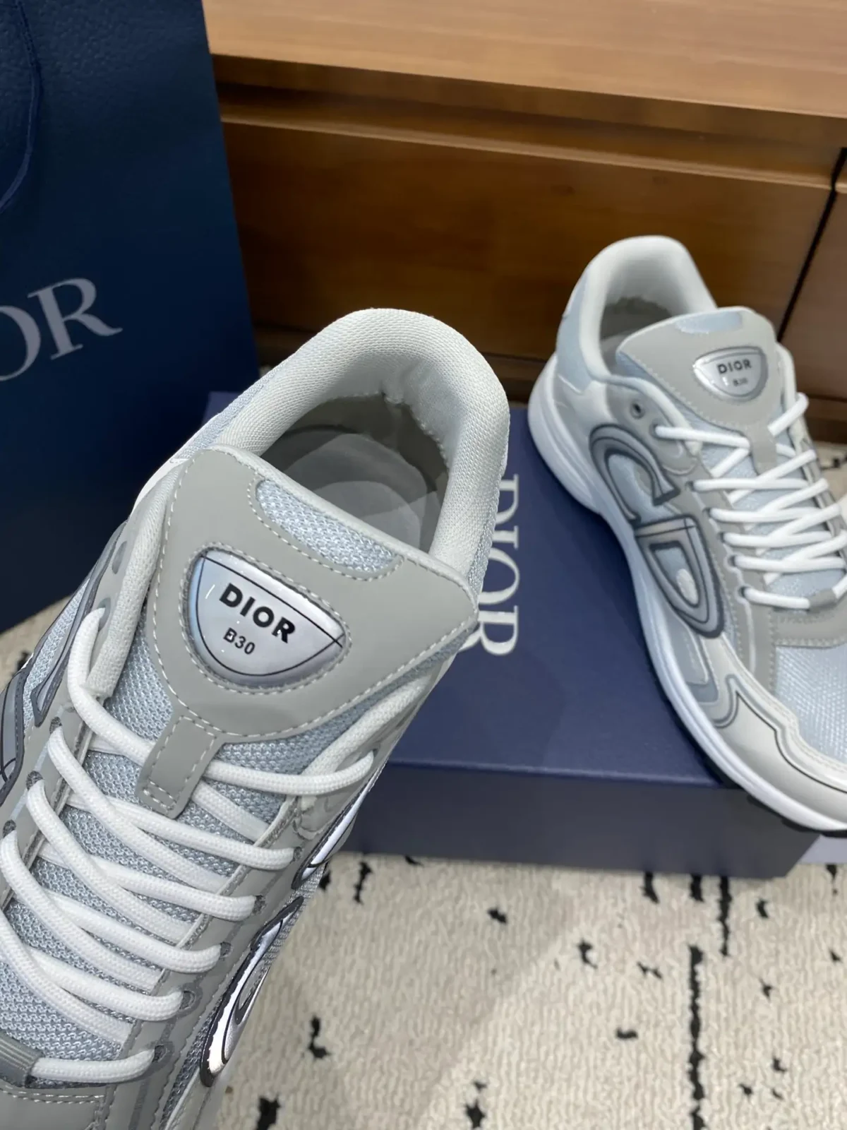 Dior B30 - Image 2