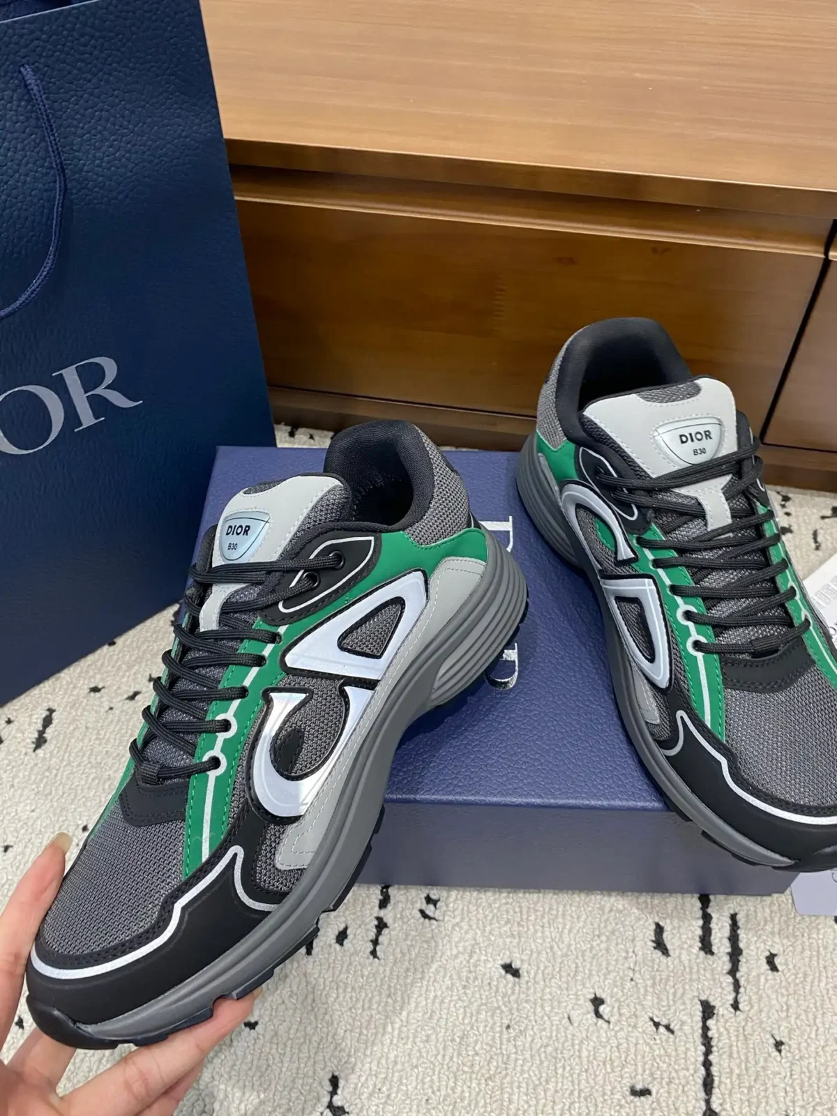 Dior B30 - Image 2