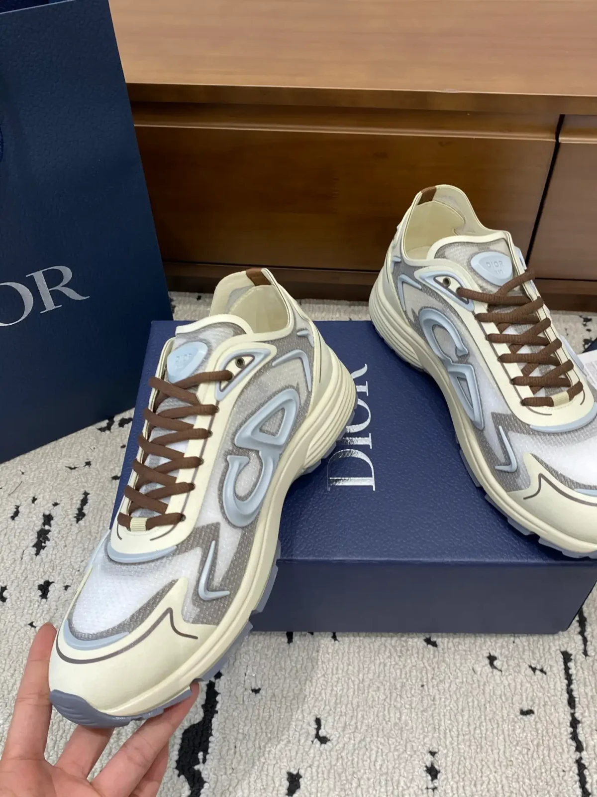 Dior B30 - Image 2