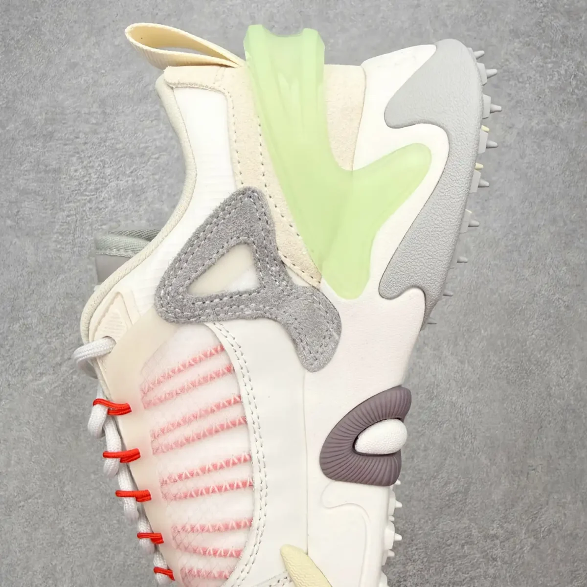 Off-White ODSY Sneakers - Image 4