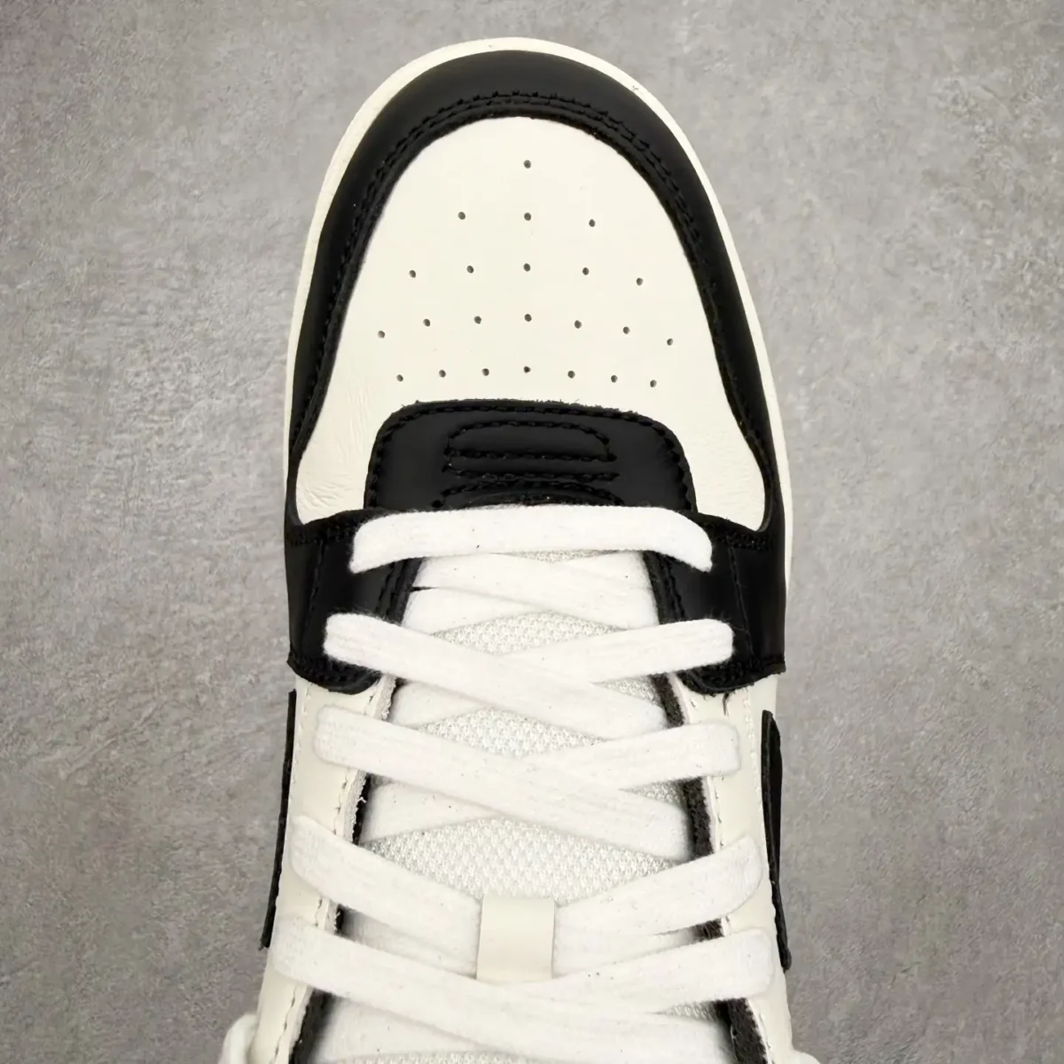 Off-White Out Of Office Sneakers - Image 6