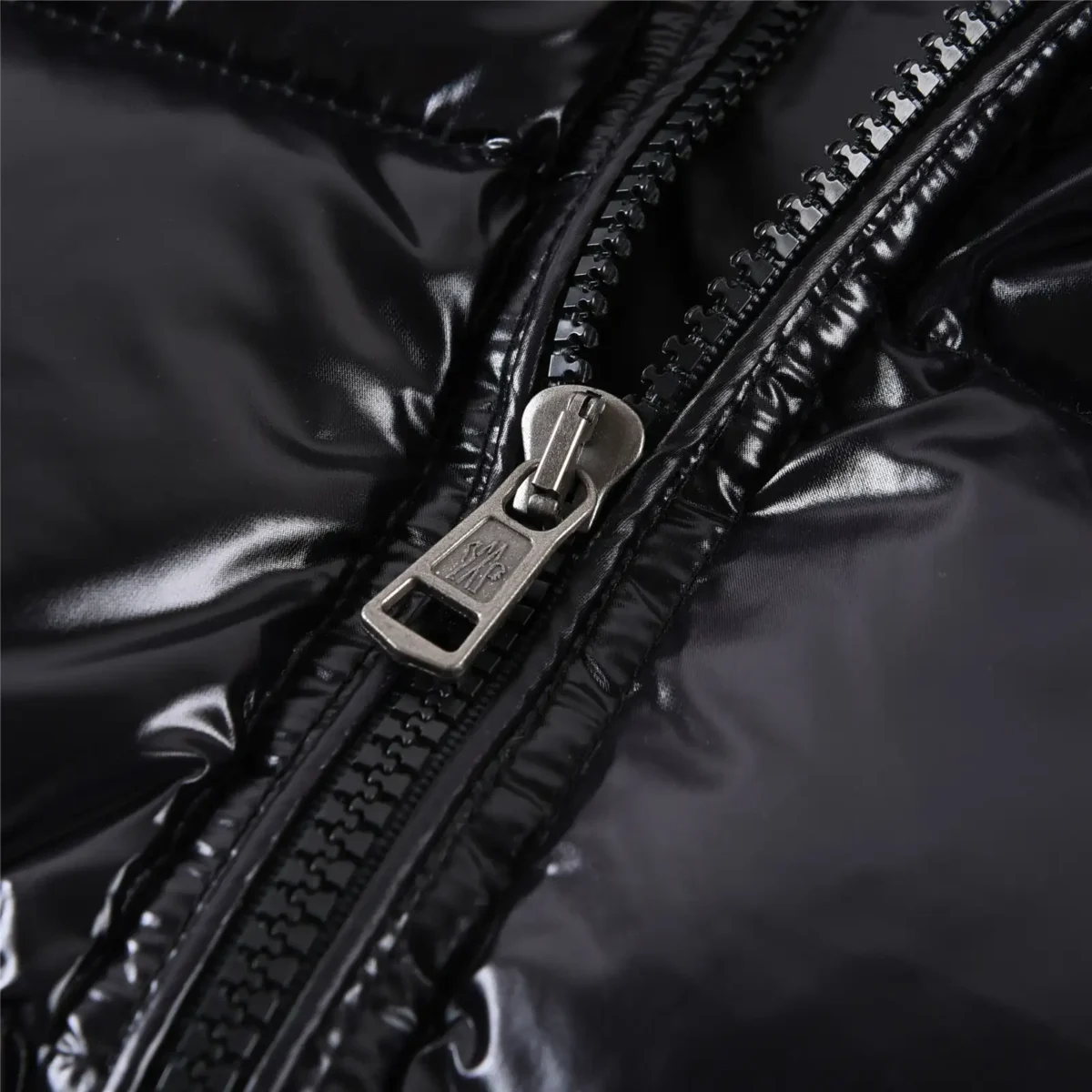 Moncler Down Jacket - Image 9