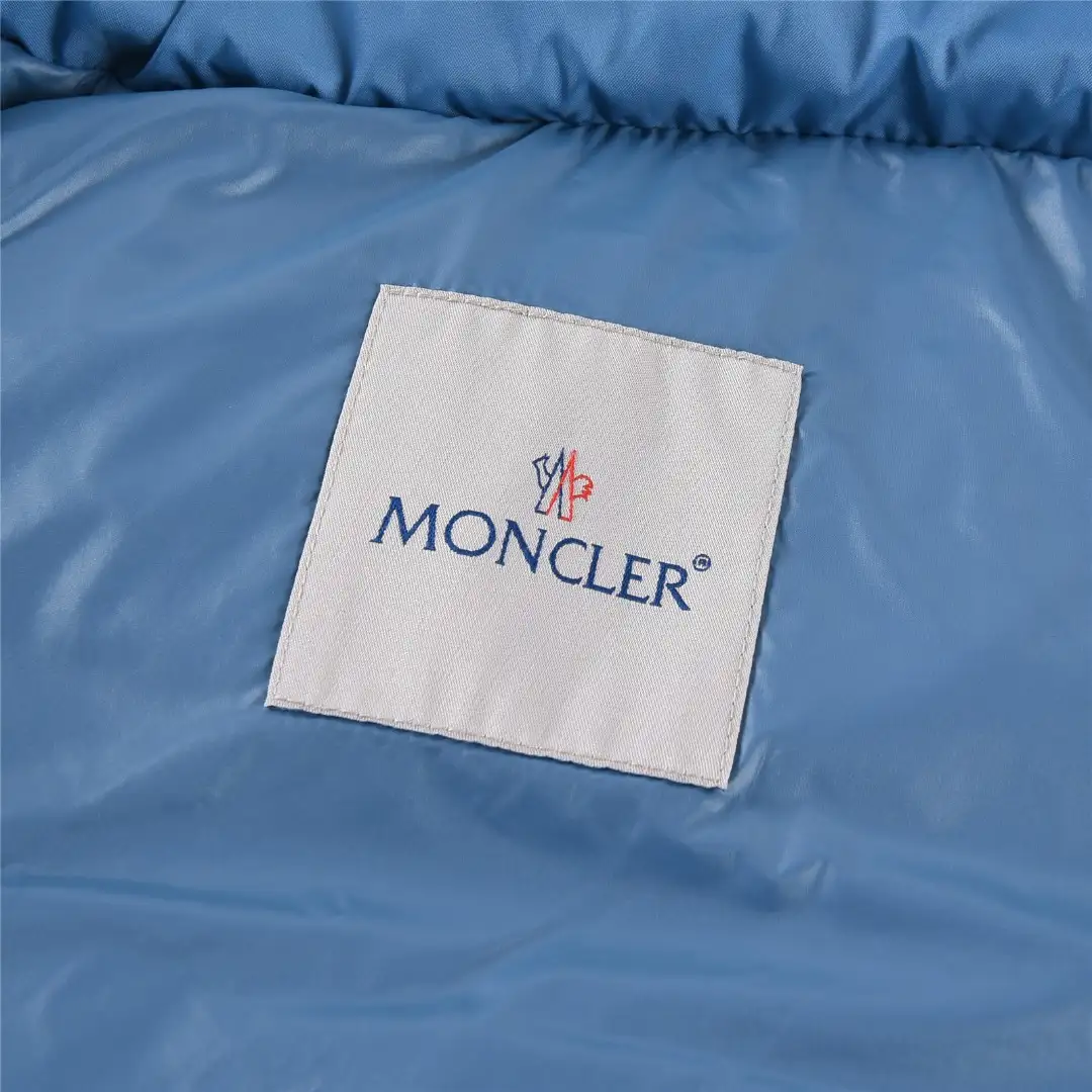 Moncler Down Jacket - Image 5