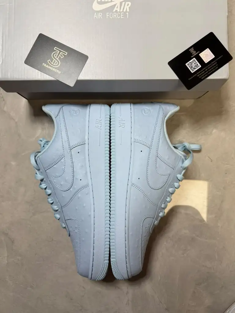Travis Scott x Nike Air Force 1 Low - Image 3