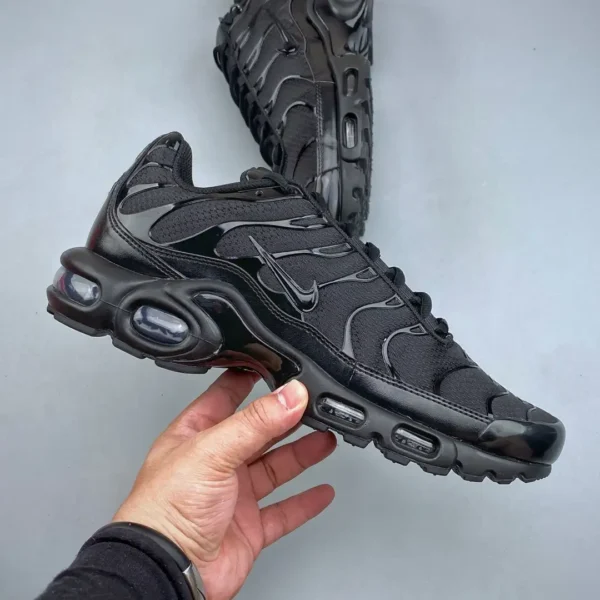 Nike Air Max Plus TN Sneakers