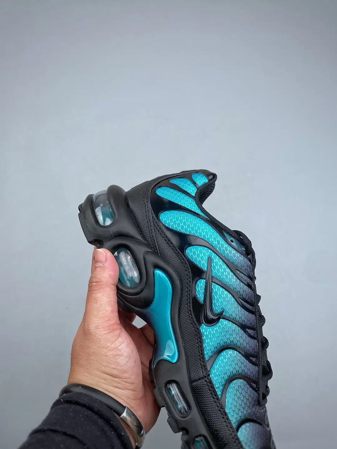 Nike Air Max Plus TN Sneakers - Image 4