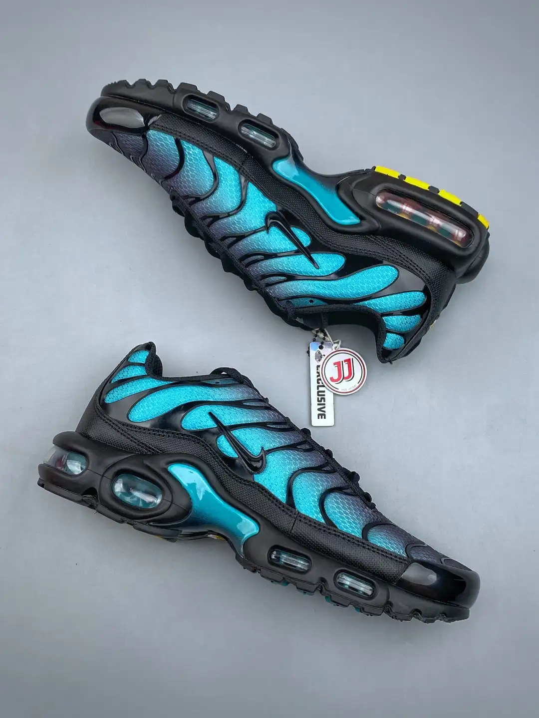 Nike Air Max Plus TN Sneakers - Image 9