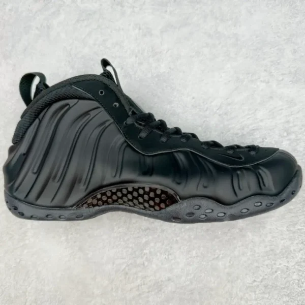 Nike Blackout Foamposite One Sneakers