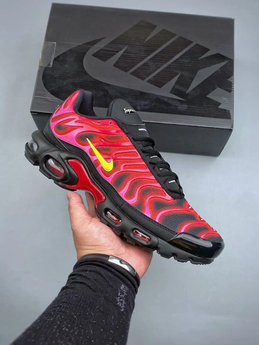 Nike Air Max Plus Supreme Sneakers - Image 6